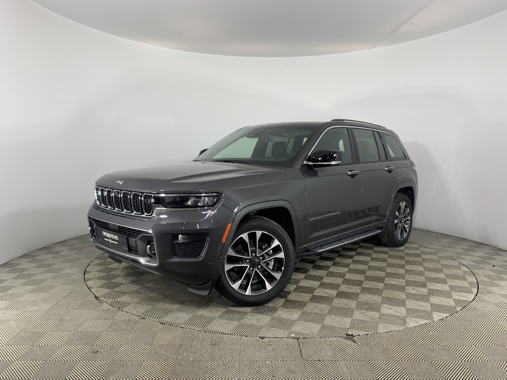 Купить Jeep GRAND CHEROKEE 2023 года с пробегом 80 км в Москве | Продажа  б/у Джип Гранд Чероки кроссовер