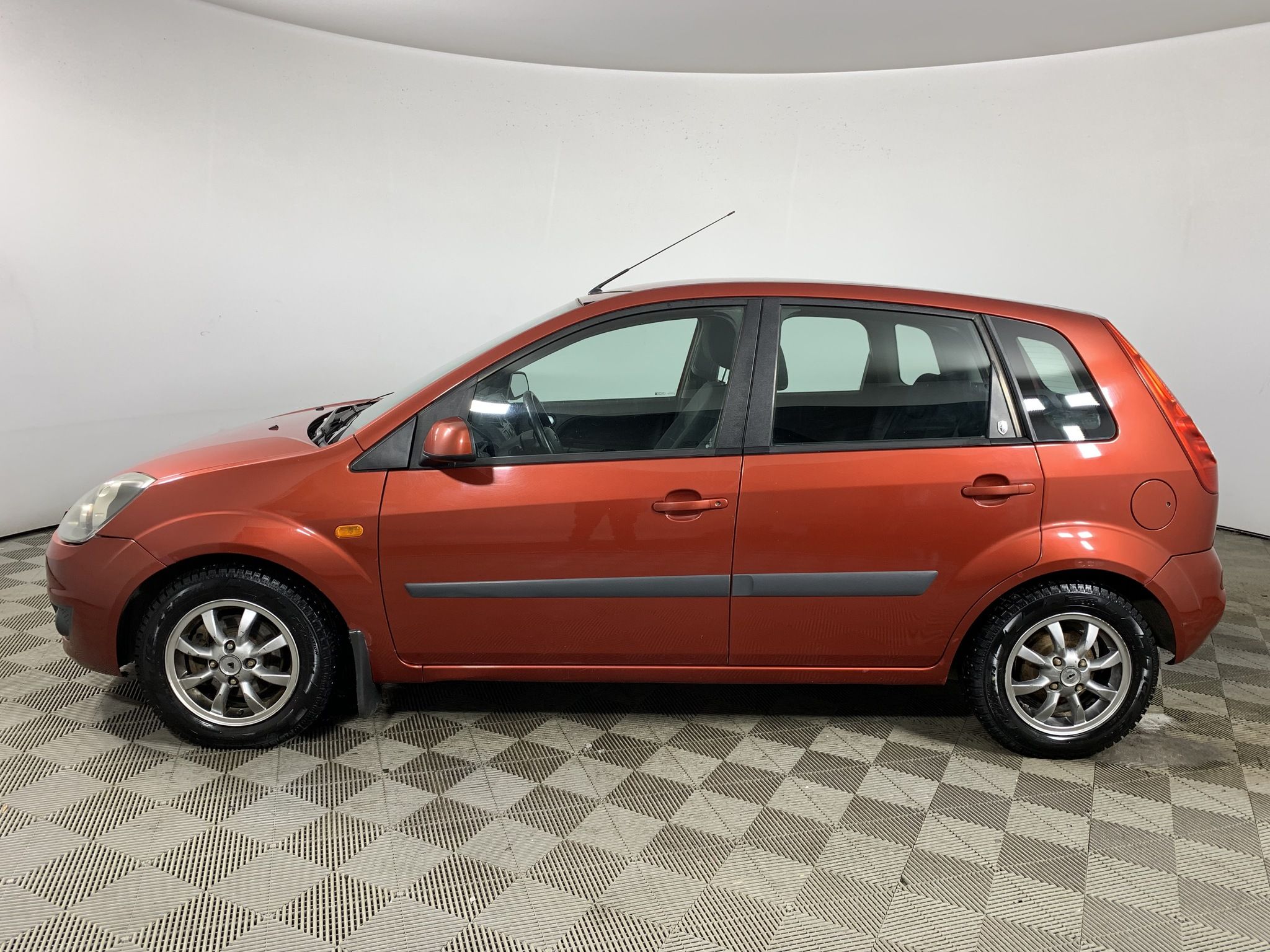 Купить Ford FIESTA 2008 года с пробегом 116 073 км в Москве | Продажа б/у  Форд Фиеста хэтчбек