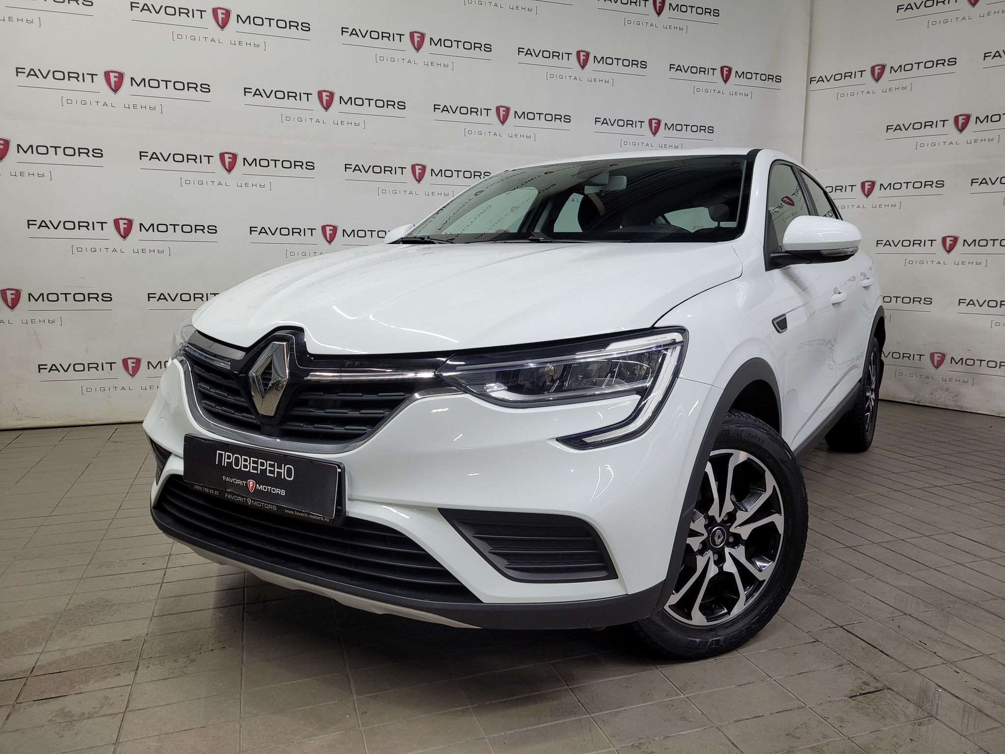 Купить Renault ARKANA 2021 года с пробегом 28 500 км в Москве | Продажа б/у  Рено Аркана внедорожник