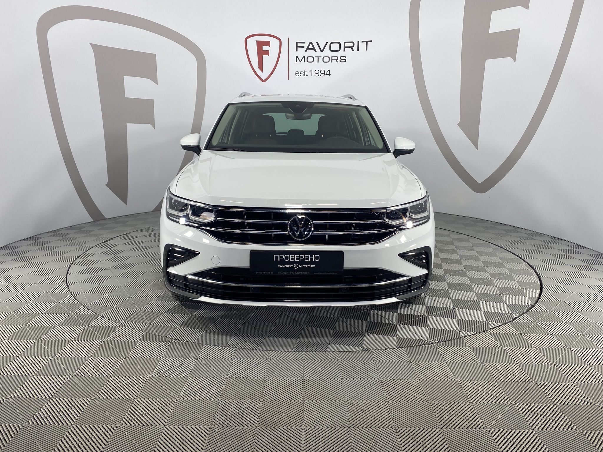 Купить Volkswagen Tiguan 2021 года с пробегом 30 185 км в Москве | Продажа  б/у Фольксваген новый тигуан кроссовер