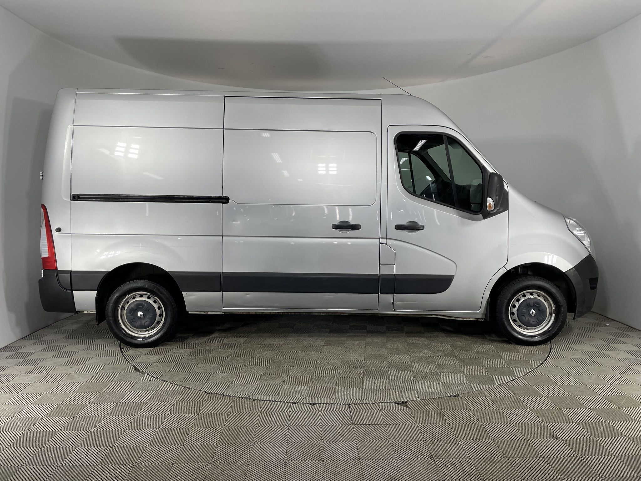 Купить Renault MASTER 2019 года с пробегом 140 267 км в Москве | Продажа  б/у Рено Мастер фургон