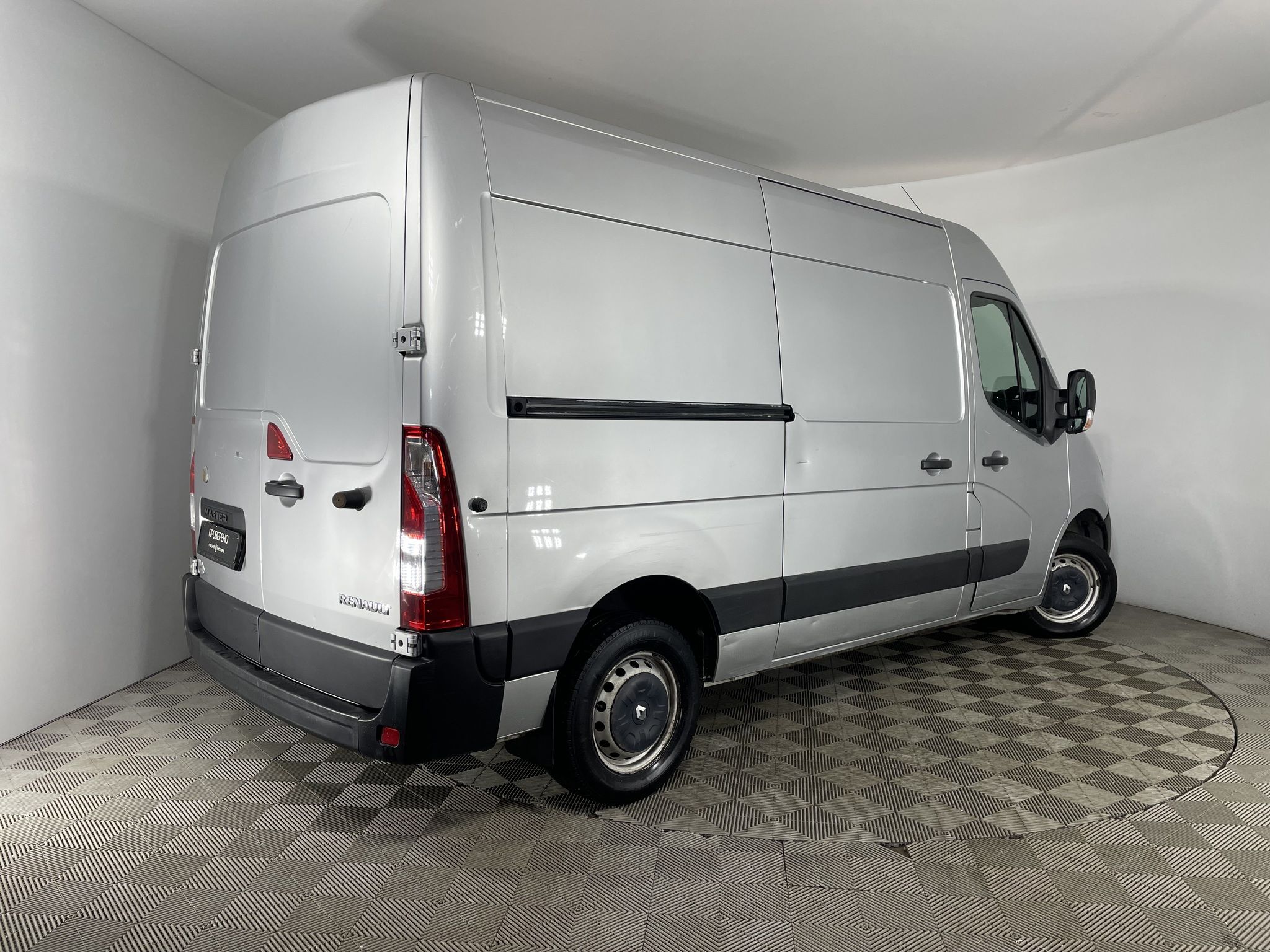 Купить Renault MASTER 2019 года с пробегом 140 267 км в Москве | Продажа  б/у Рено Мастер фургон