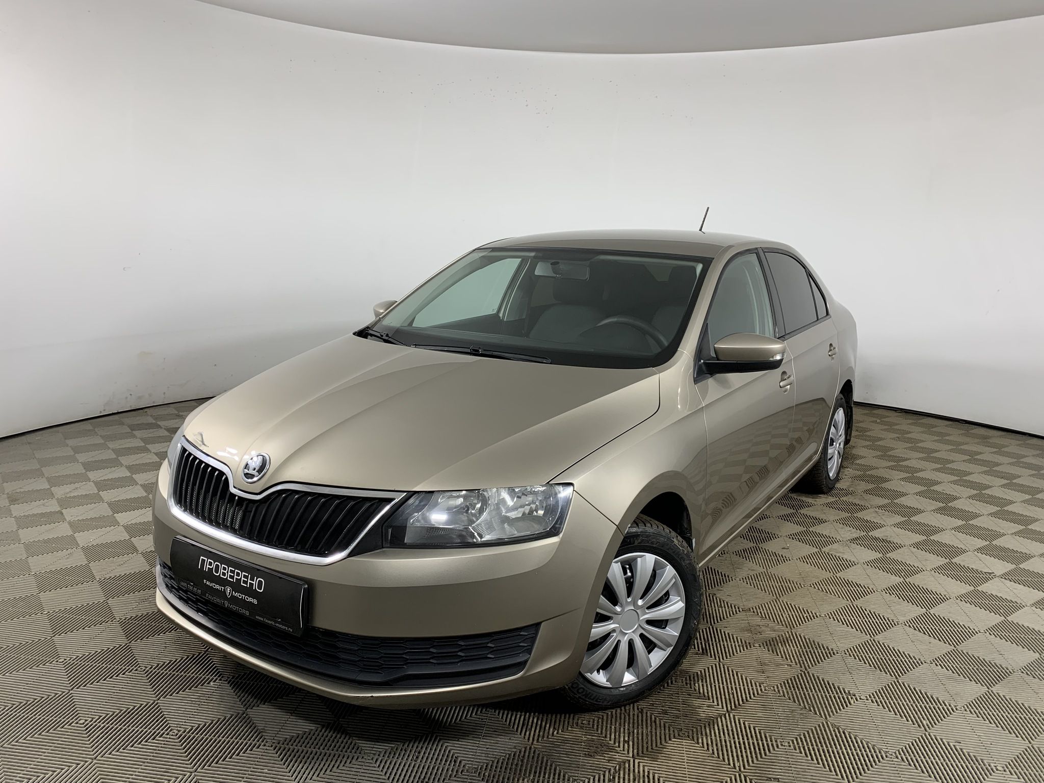 Купить Skoda RAPID 2017 года с пробегом 185 558 км в Москве | Продажа б/у Шкода  RAPID лифтбек