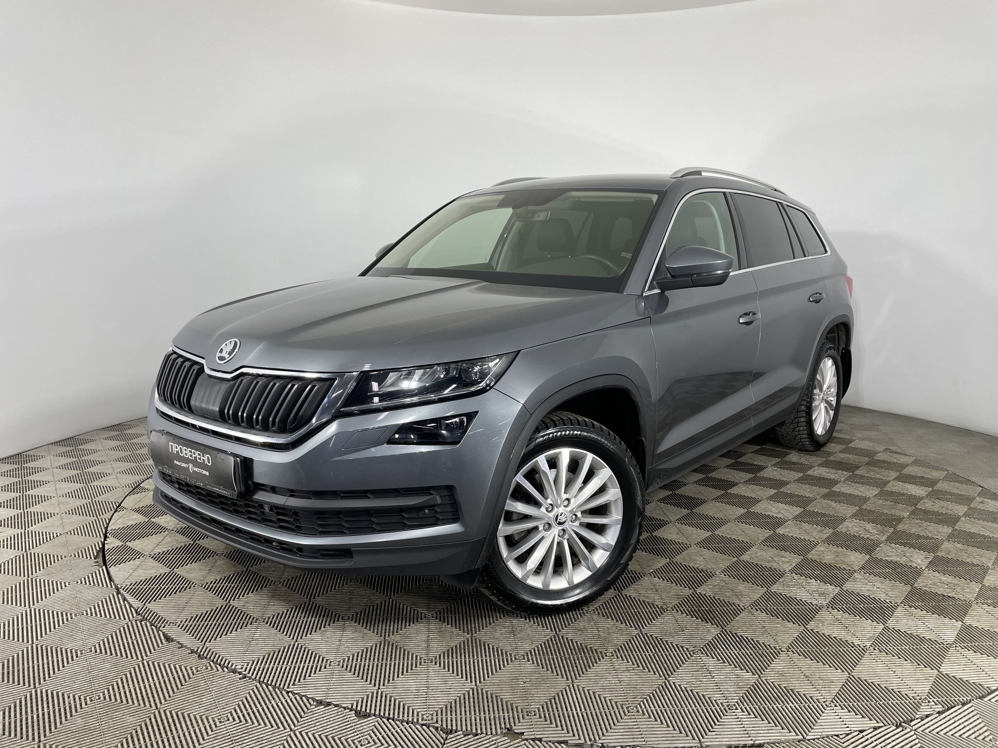 Купить Skoda KODIAQ 2018 года с пробегом 98 835 км в Москве | Продажа б/у Шкода  Кодиак универсал