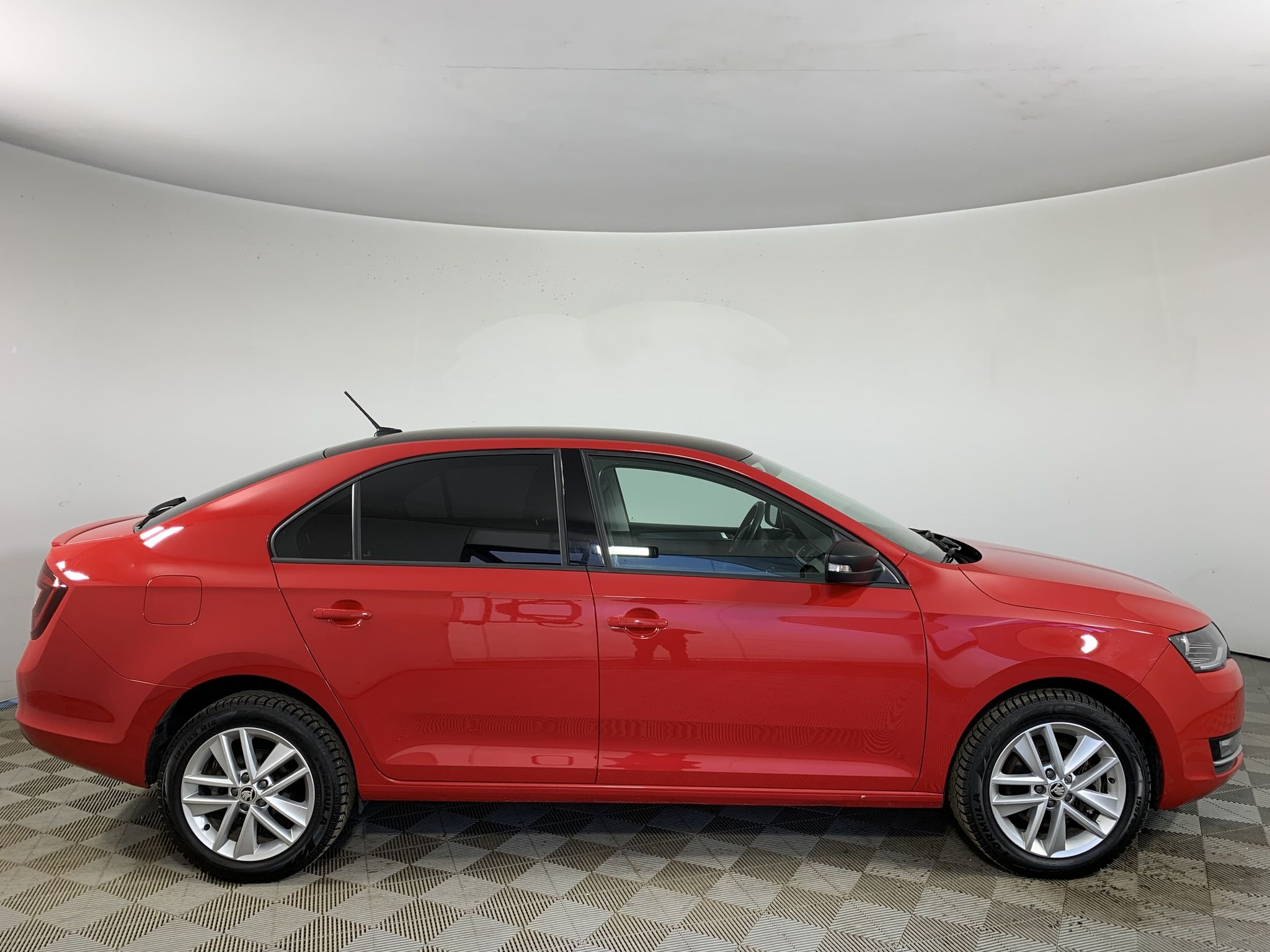 Купить Skoda RAPID 2019 года с пробегом 73 317 км в Москве | Продажа б/у Шкода  RAPID лифтбек