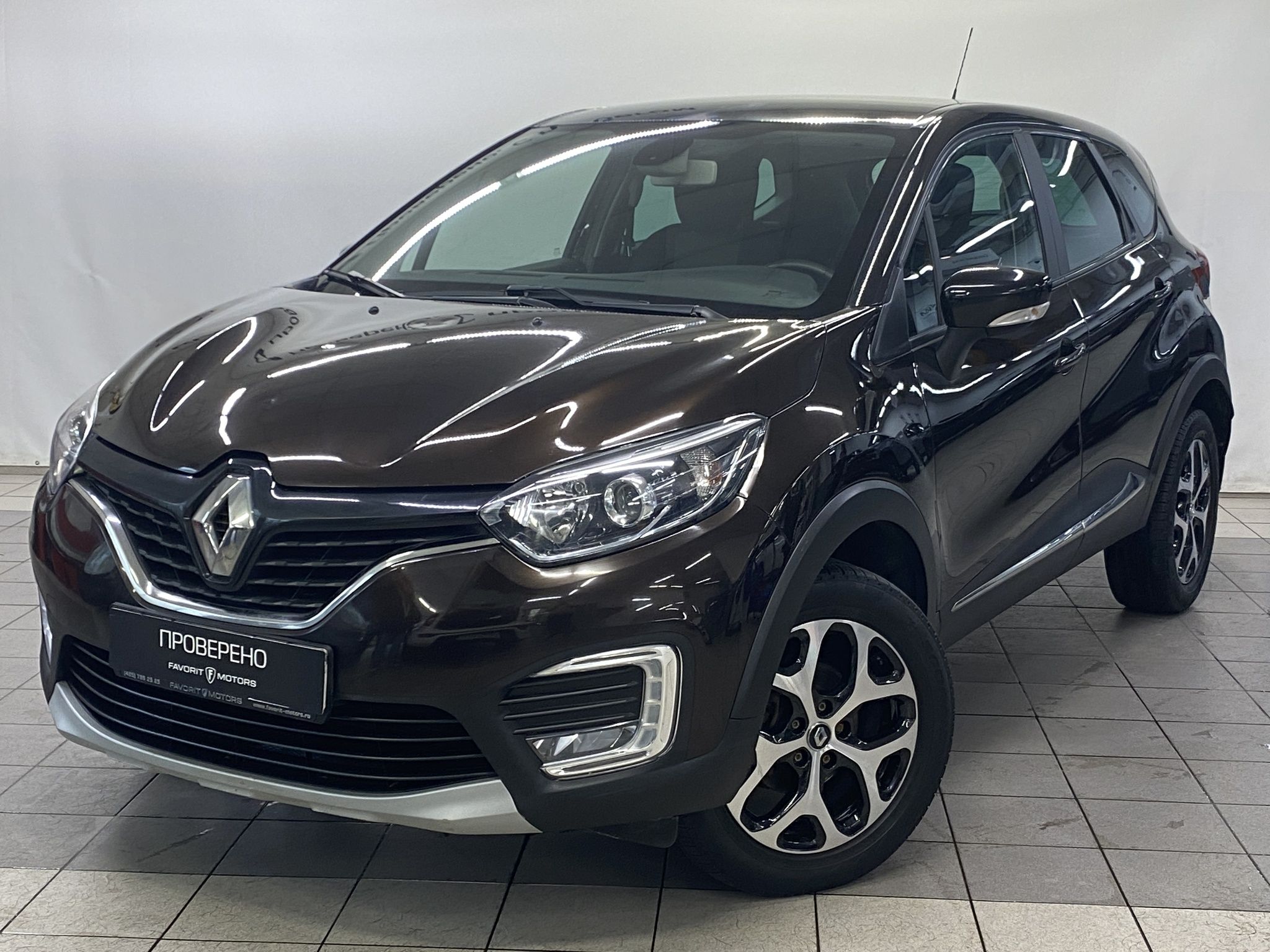 Купить Renault KAPTUR 2017 года с пробегом 126 050 км в Москве | Продажа  б/у Рено Каптур кроссовер