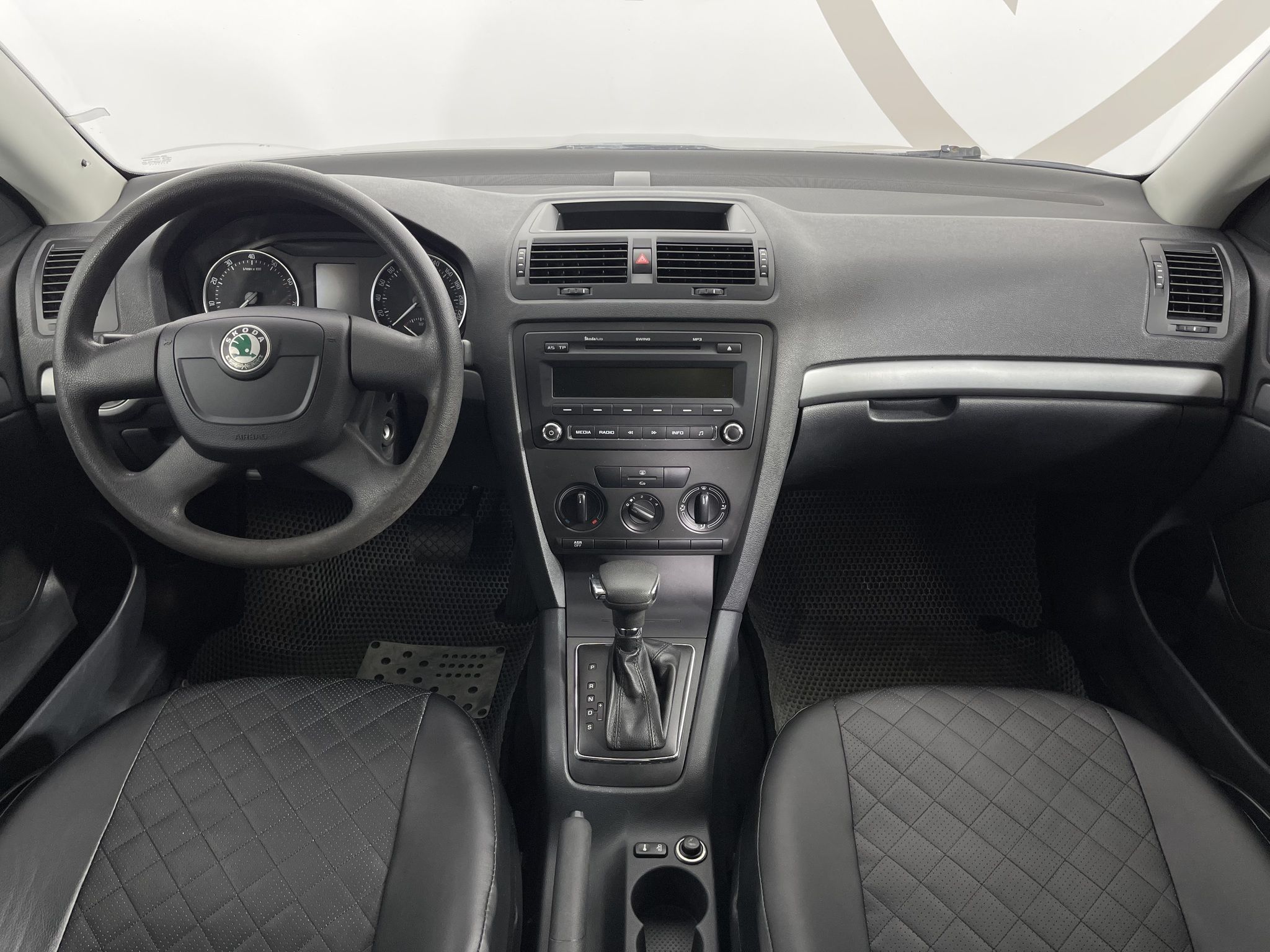 Купить Skoda OCTAVIA 2013 года с пробегом 157 055 км в Москве | Продажа б/у  Шкода Новая Октавия лифтбек