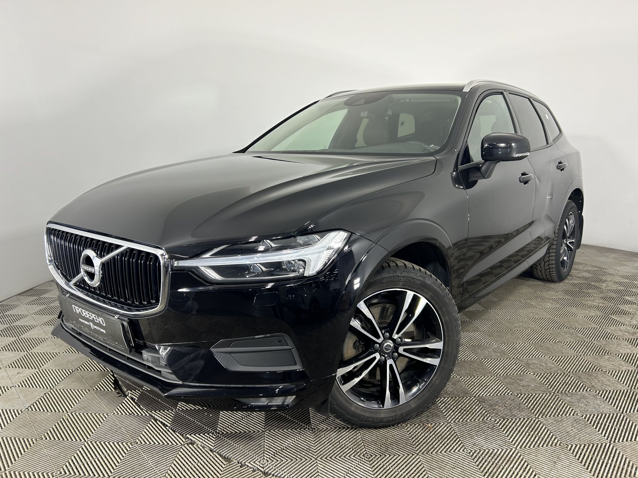 Купить Volvo XC60 2018 года с пробегом 95 948 км в Москве | Продажа б/у  Вольво ХС60 внедорожник