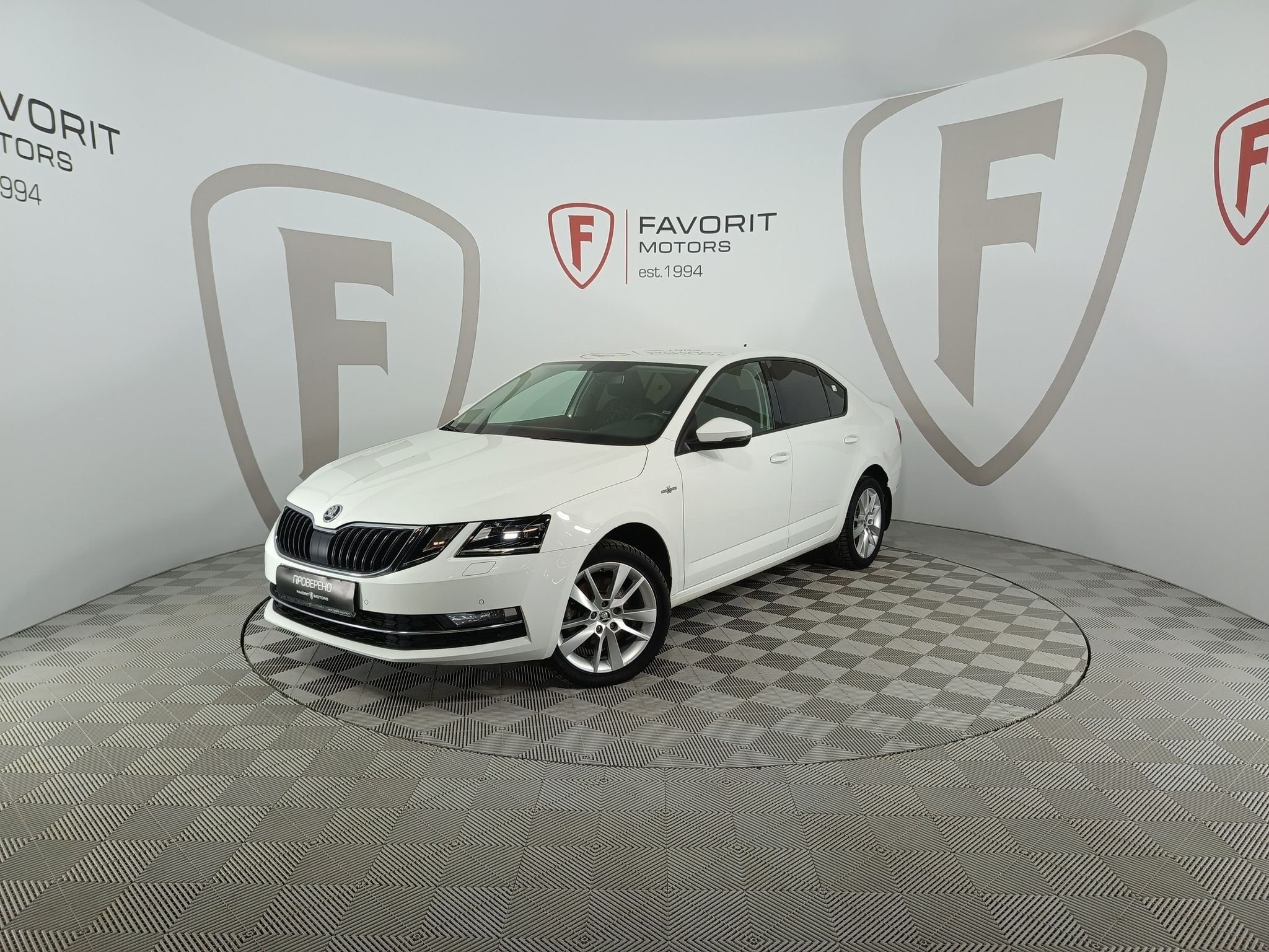 Купить Skoda OCTAVIA 2019 года с пробегом 120 032 км в Москве | Продажа б/у  Шкода Новая Октавия лифтбек