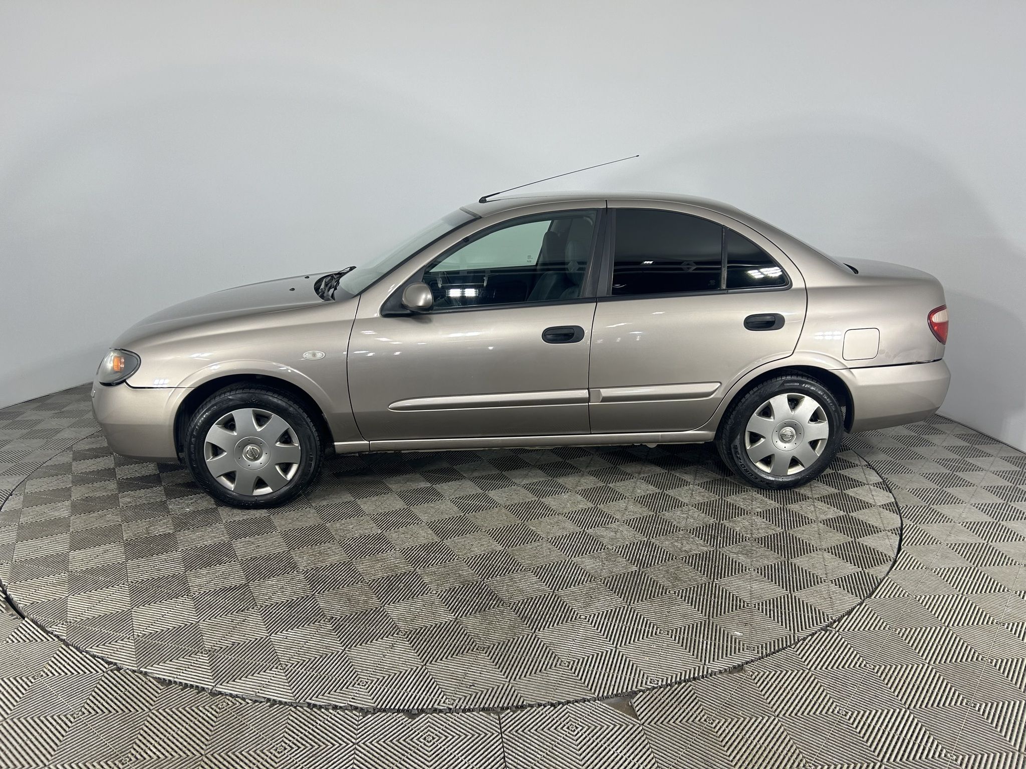 Купить NISSAN ALMERA 2005 года с пробегом 122 062 км в Москве | Продажа б/у  Ниссан Алмера седан