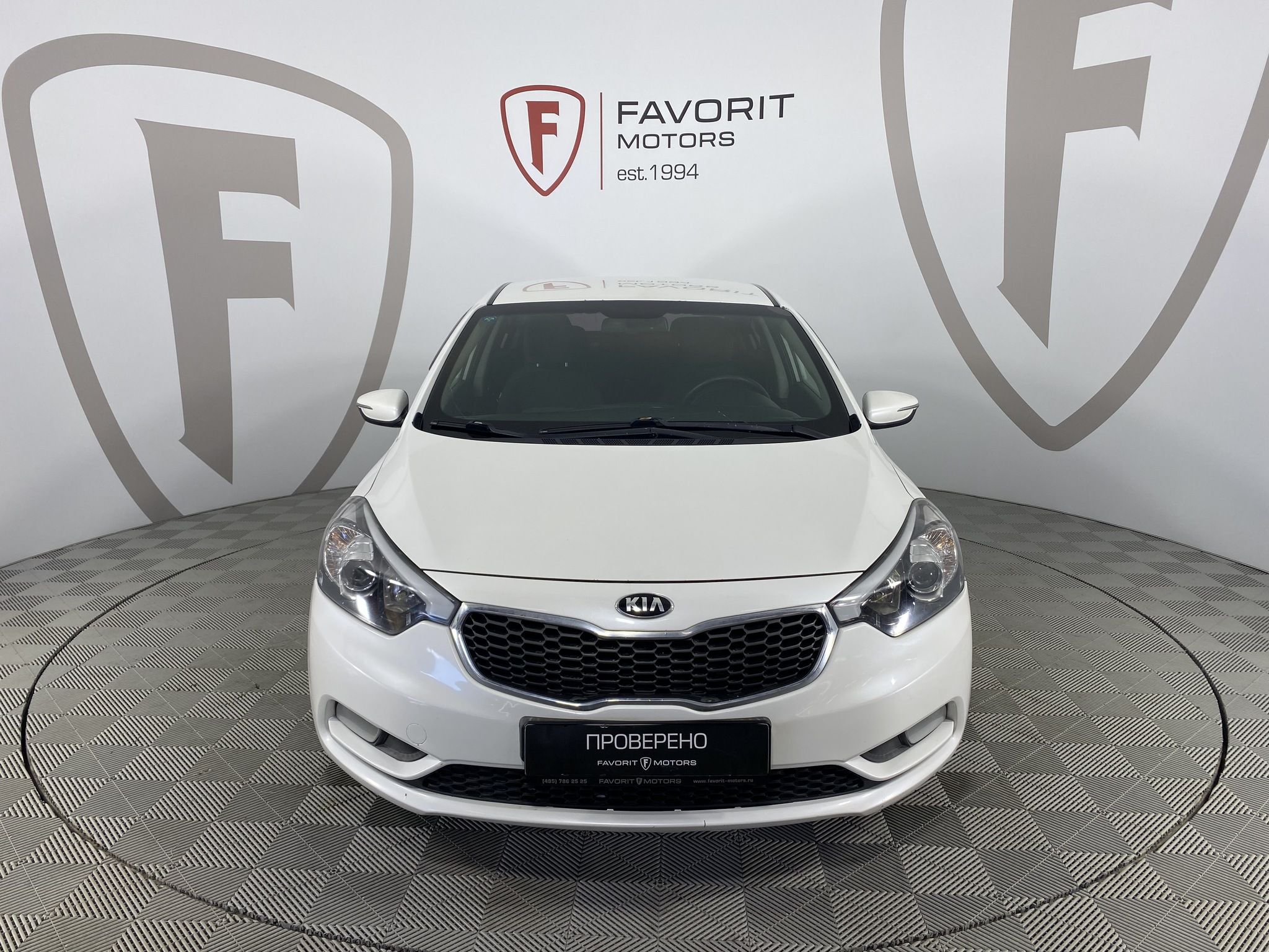 Купить б/у Kia Cerato (Киа Церато) 2.0 (150 л.с.) седан 2014 года с  пробегом 177 963 км в Москве