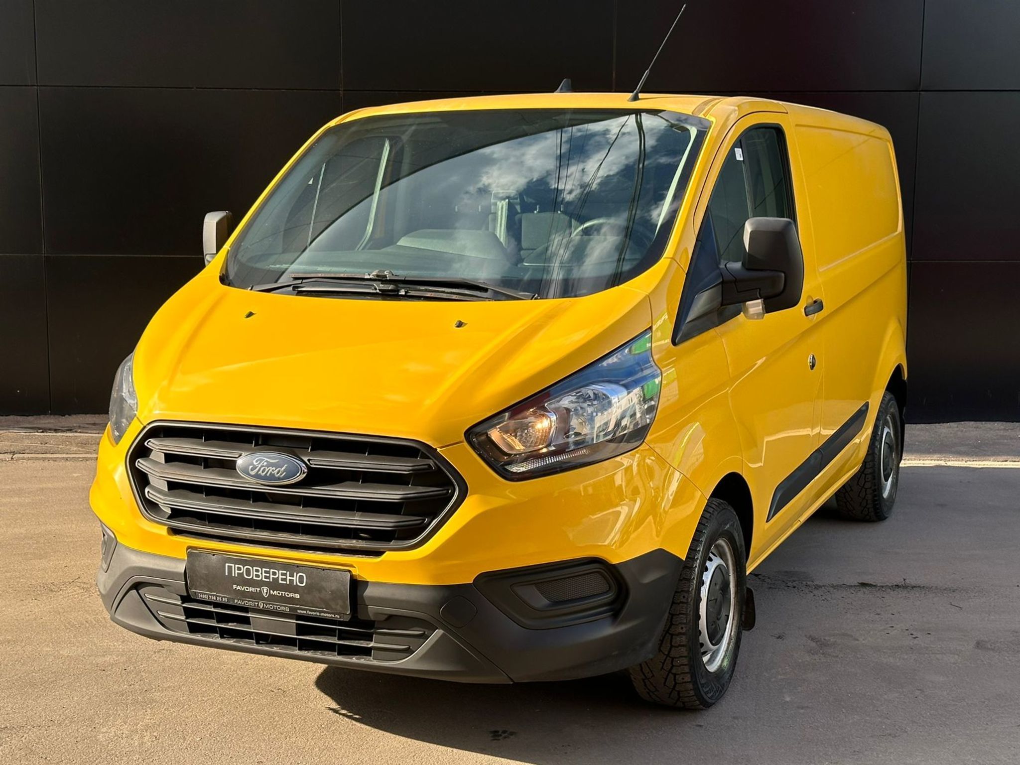 Купить Ford TRANSIT CUSTOM 2018 года с пробегом 87 885 км в Москве |  Продажа б/у Форд Транзит Кастом фургон