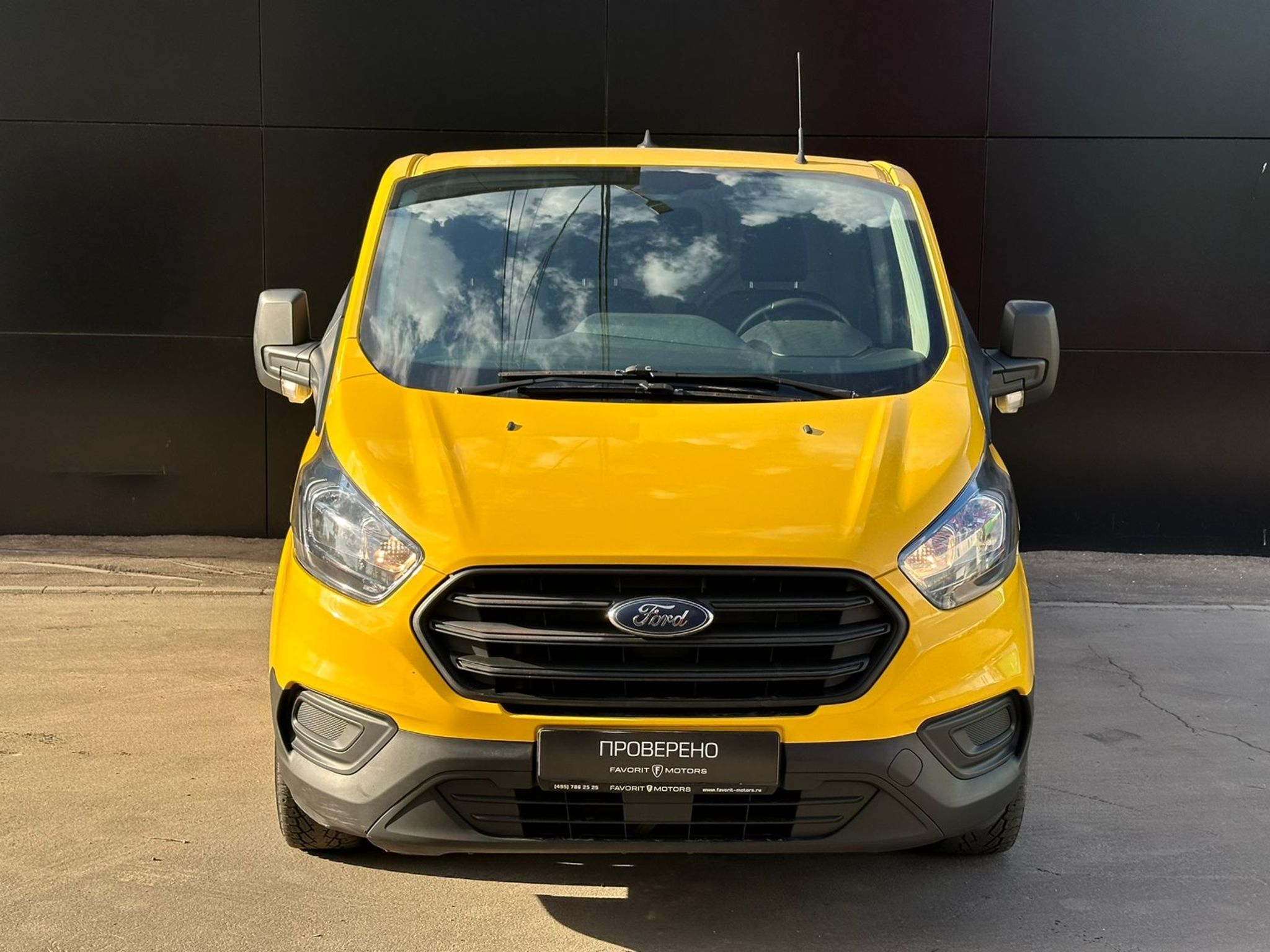 Купить Ford TRANSIT CUSTOM 2018 года с пробегом 87 885 км в Москве |  Продажа б/у Форд Транзит Кастом фургон