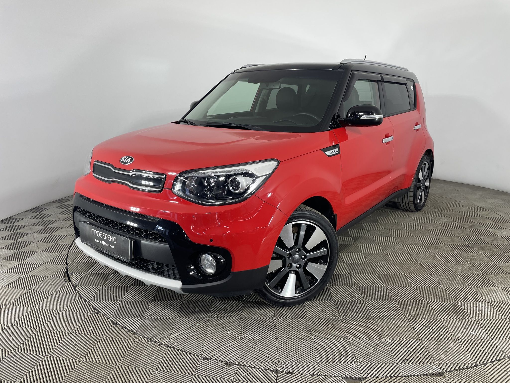 Купить б/у Kia Soul (Киа Соул) 2.0 (150 л.с.) хэтчбек 2018 года с пробегом  60 688 км в Москве