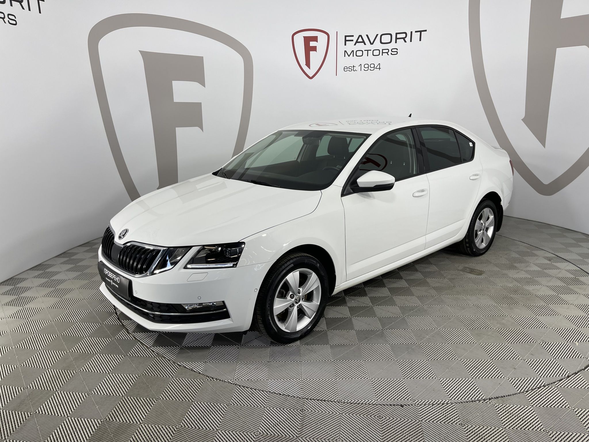 Купить Skoda OCTAVIA 2019 года с пробегом 76 188 км в Москве | Продажа б/у  Шкода Новая Октавия лифтбек