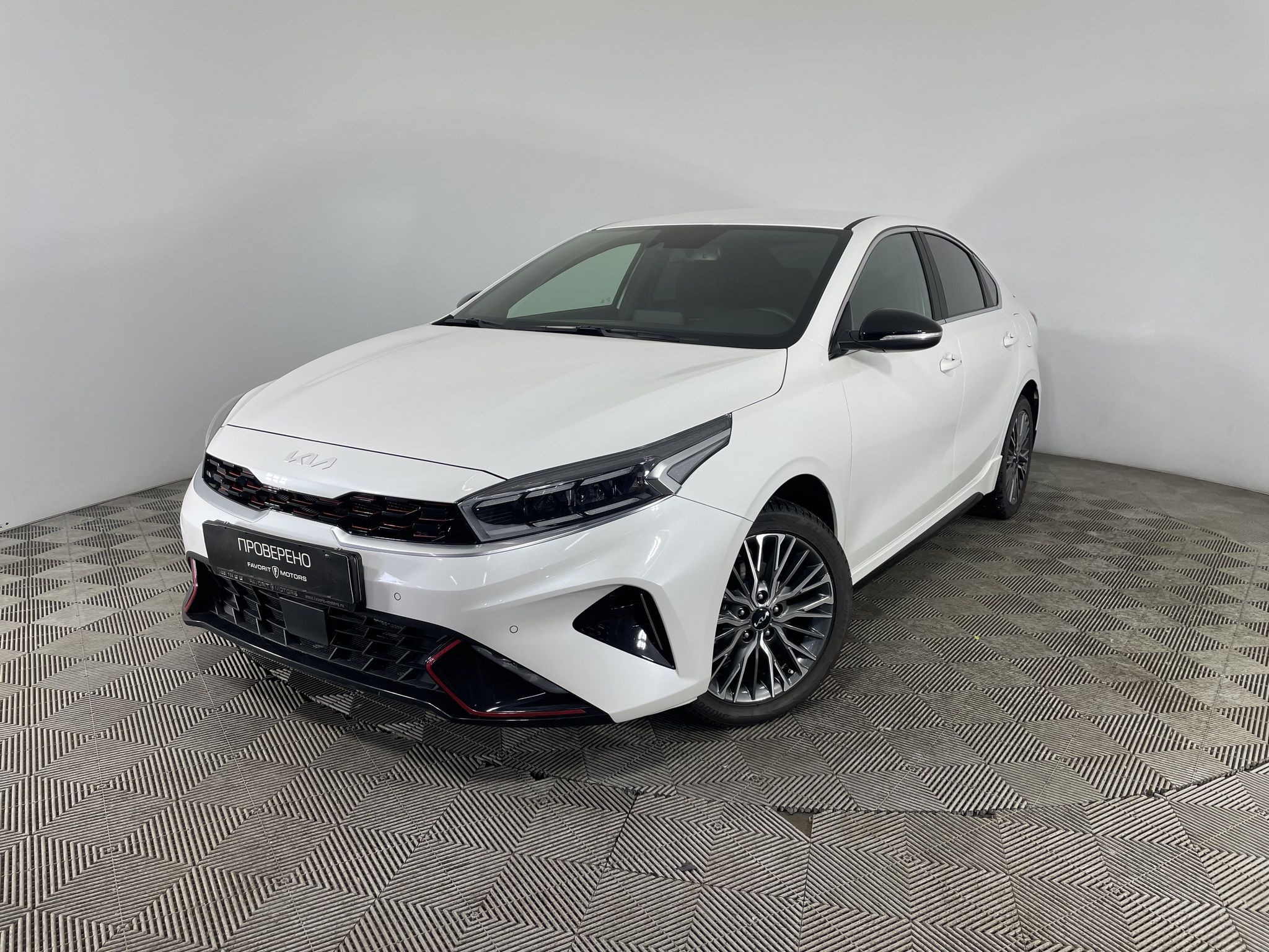 Купить б/у Kia Cerato (Киа Церато) 2.0 (150 л.с.) седан 2021 года с пробегом  15 278 км в Москве