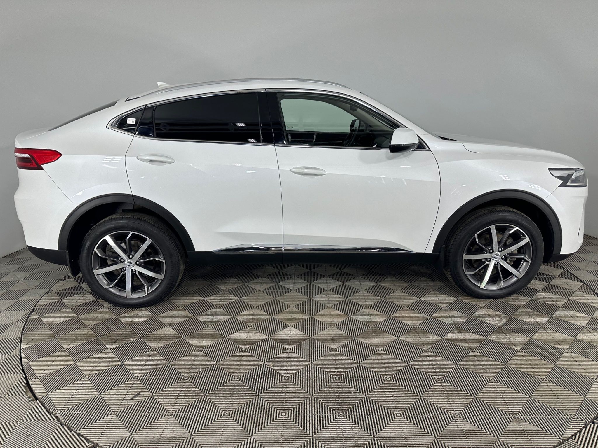 Купить HAVAL F7X 2021 года с пробегом 67 490 км в Москве | Продажа б/у  Хавейл Ф7х кроссовер