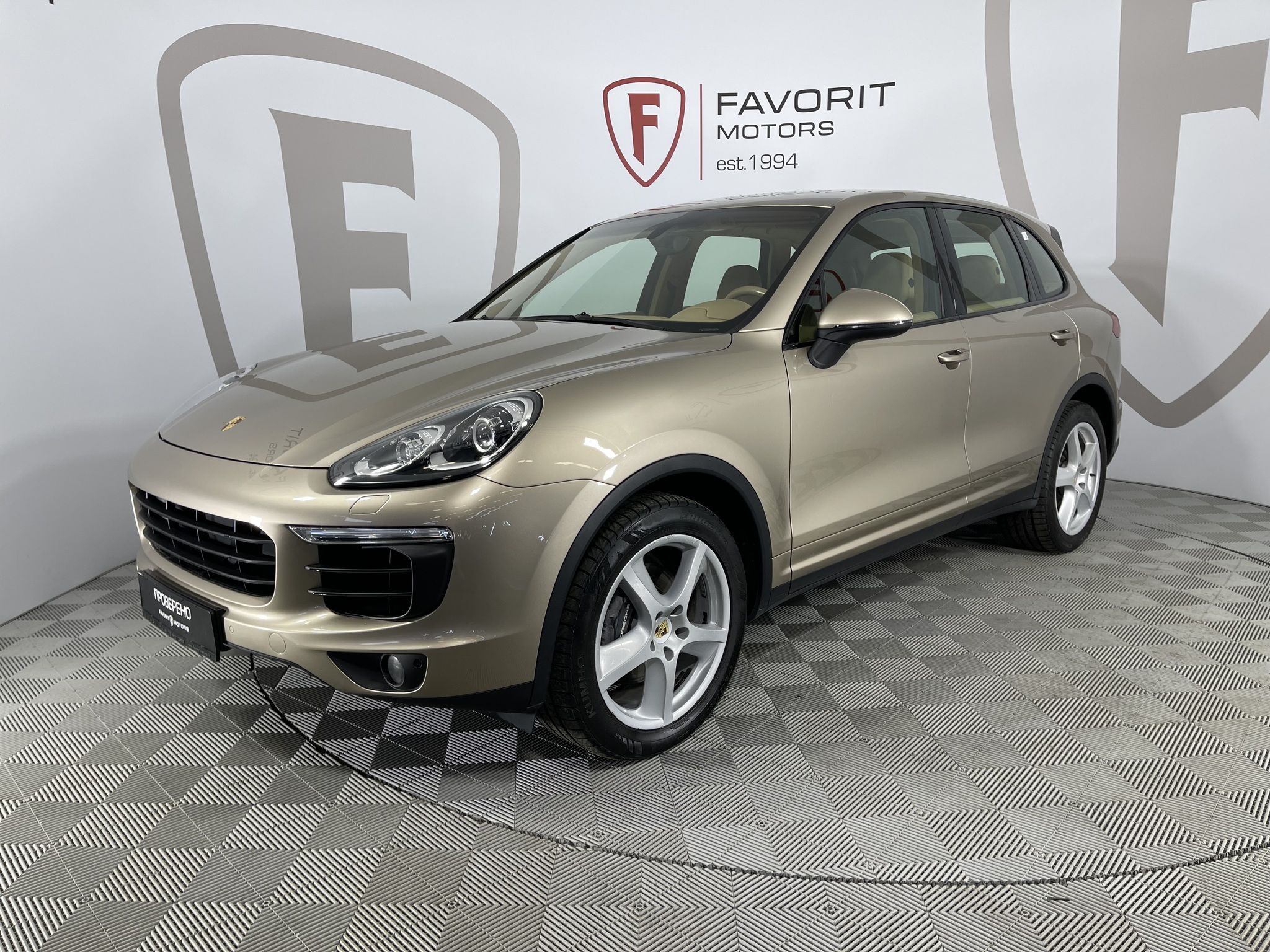 PORSCHE CAYENNE