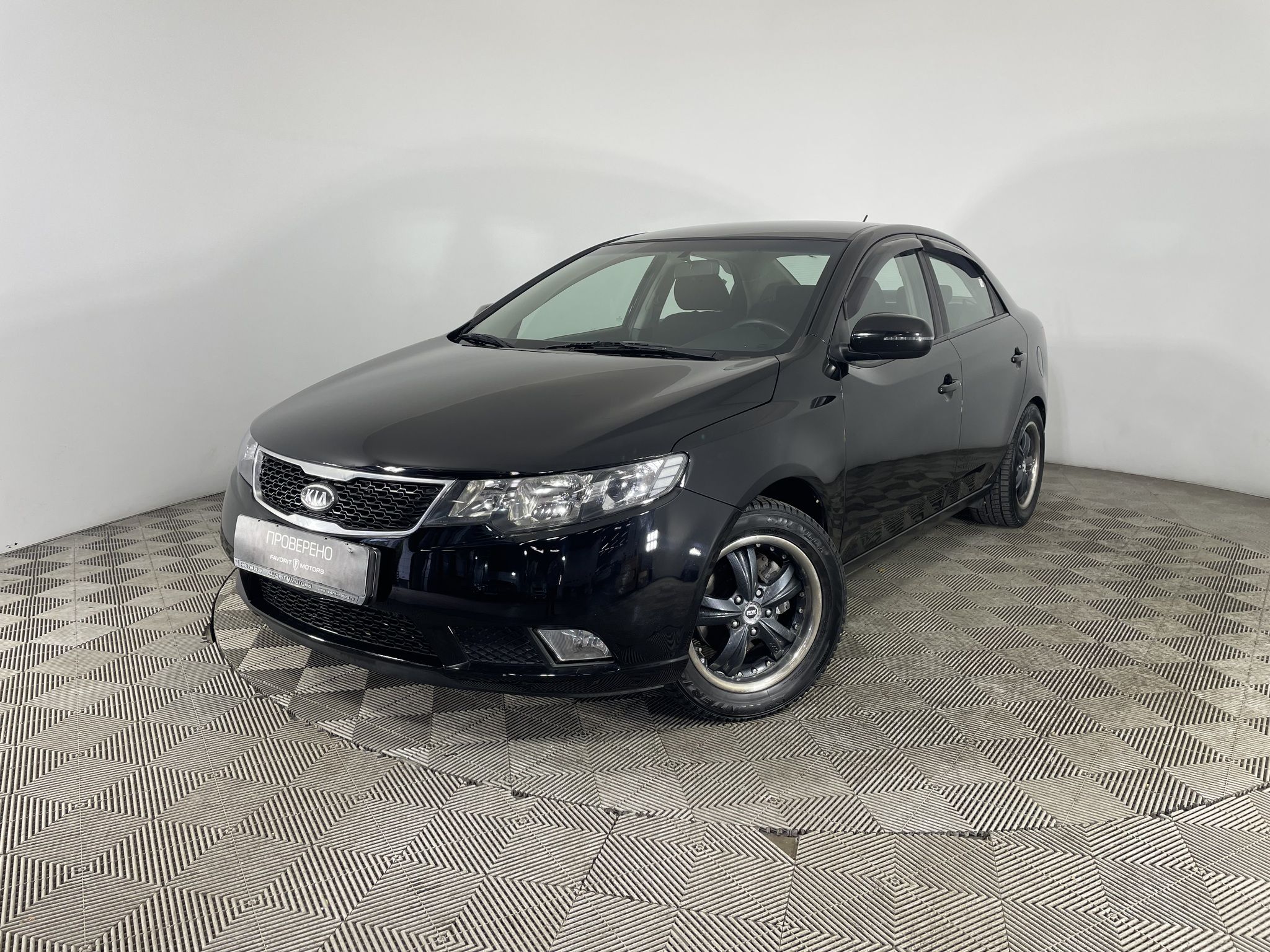 Купить б/у Kia Cerato (Киа Церато) 1.6 (126 л.с.) седан 2010 года с  пробегом 148 933 км в Москве