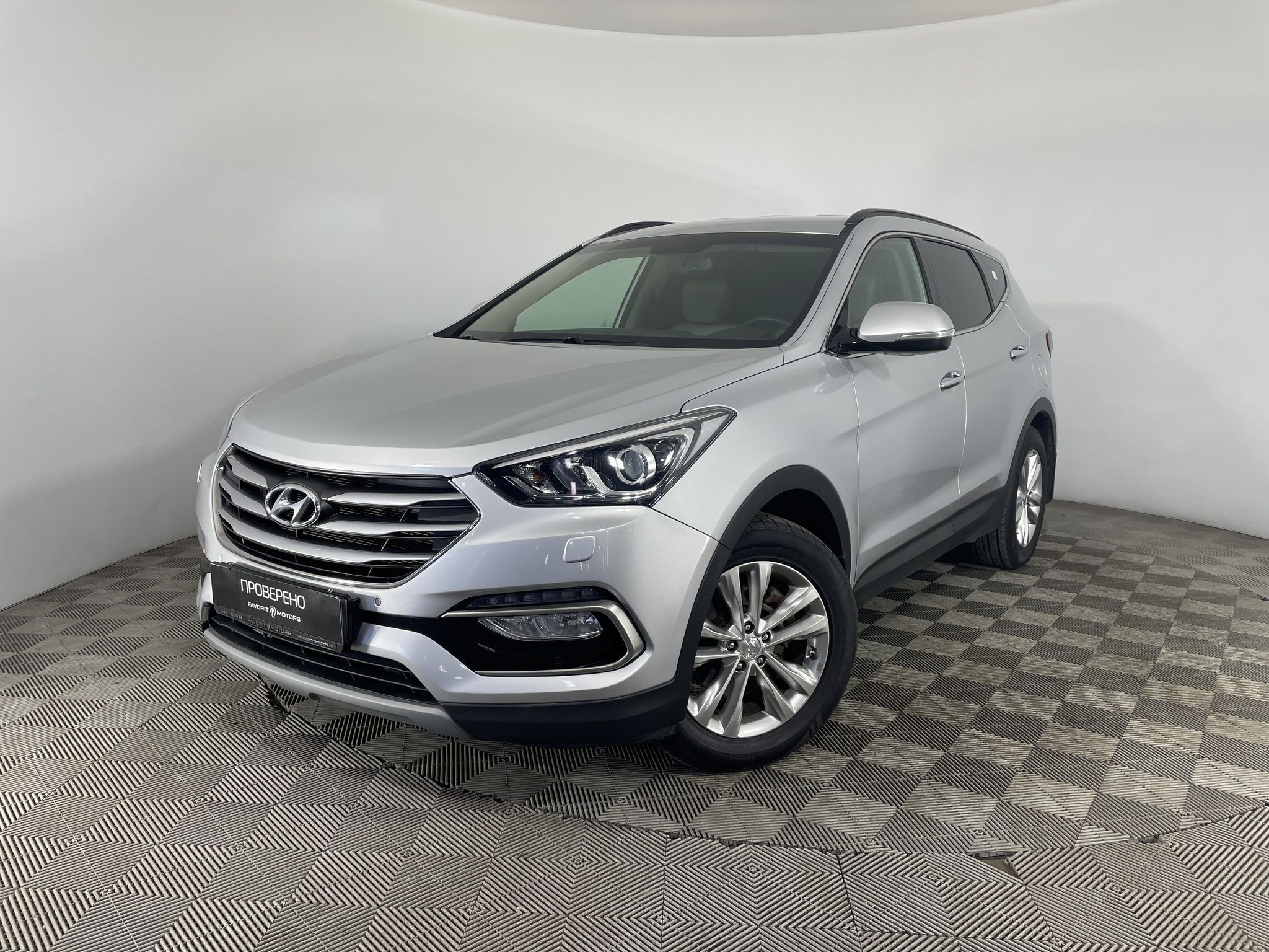 Hyundai SANTA FE