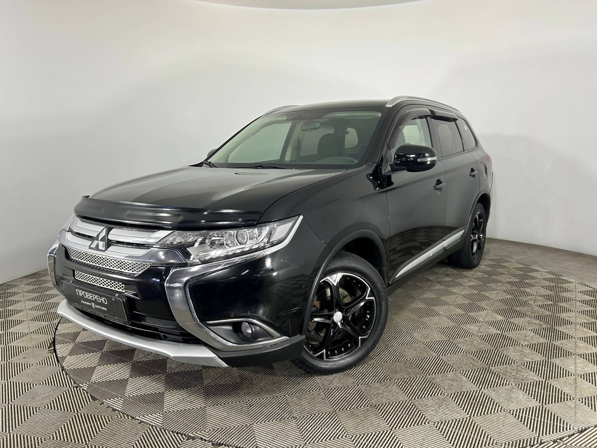 MITSUBISHI OUTLANDER