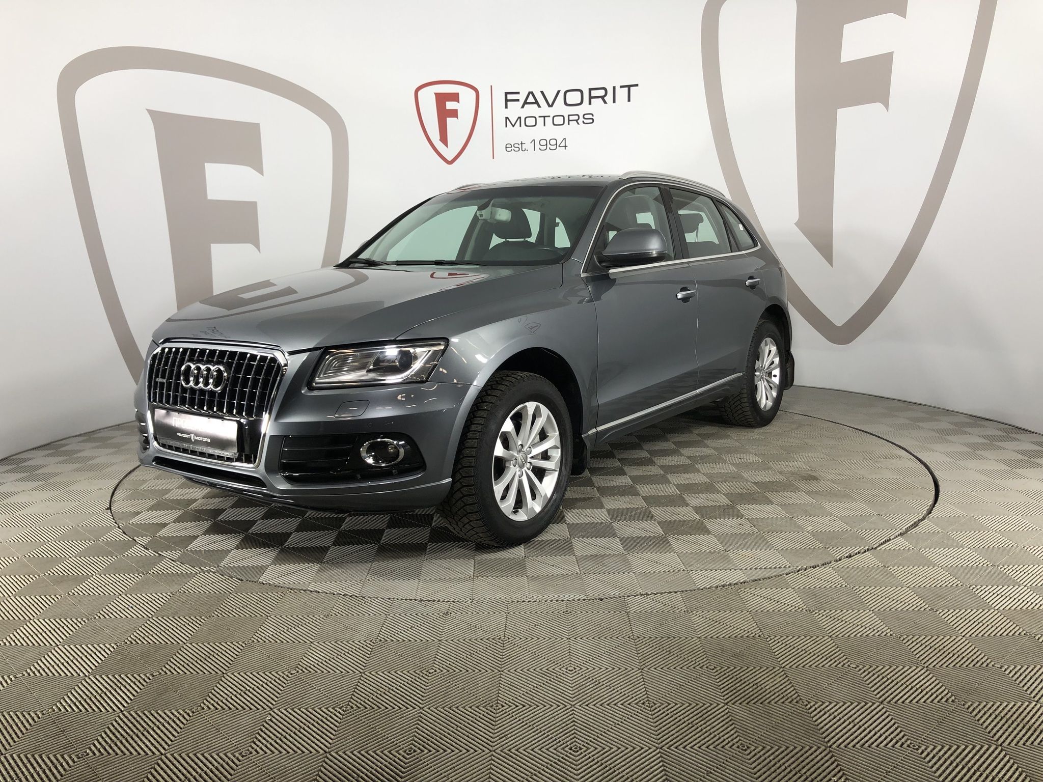 AUDI Q5