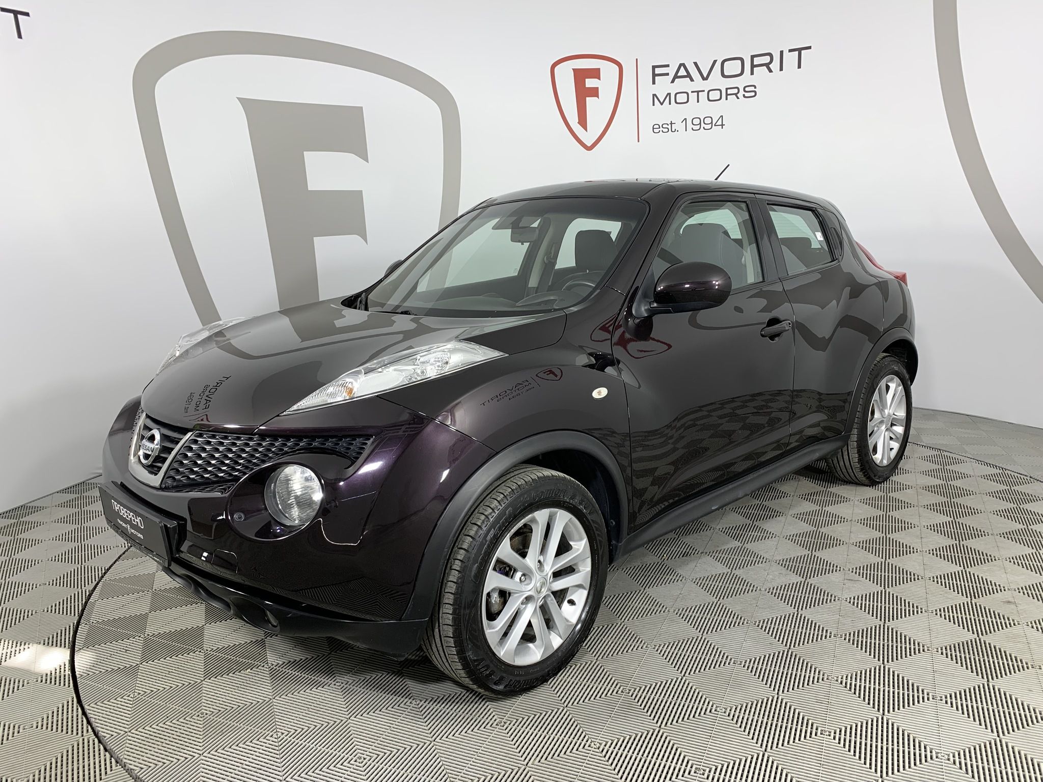 NISSAN JUKE