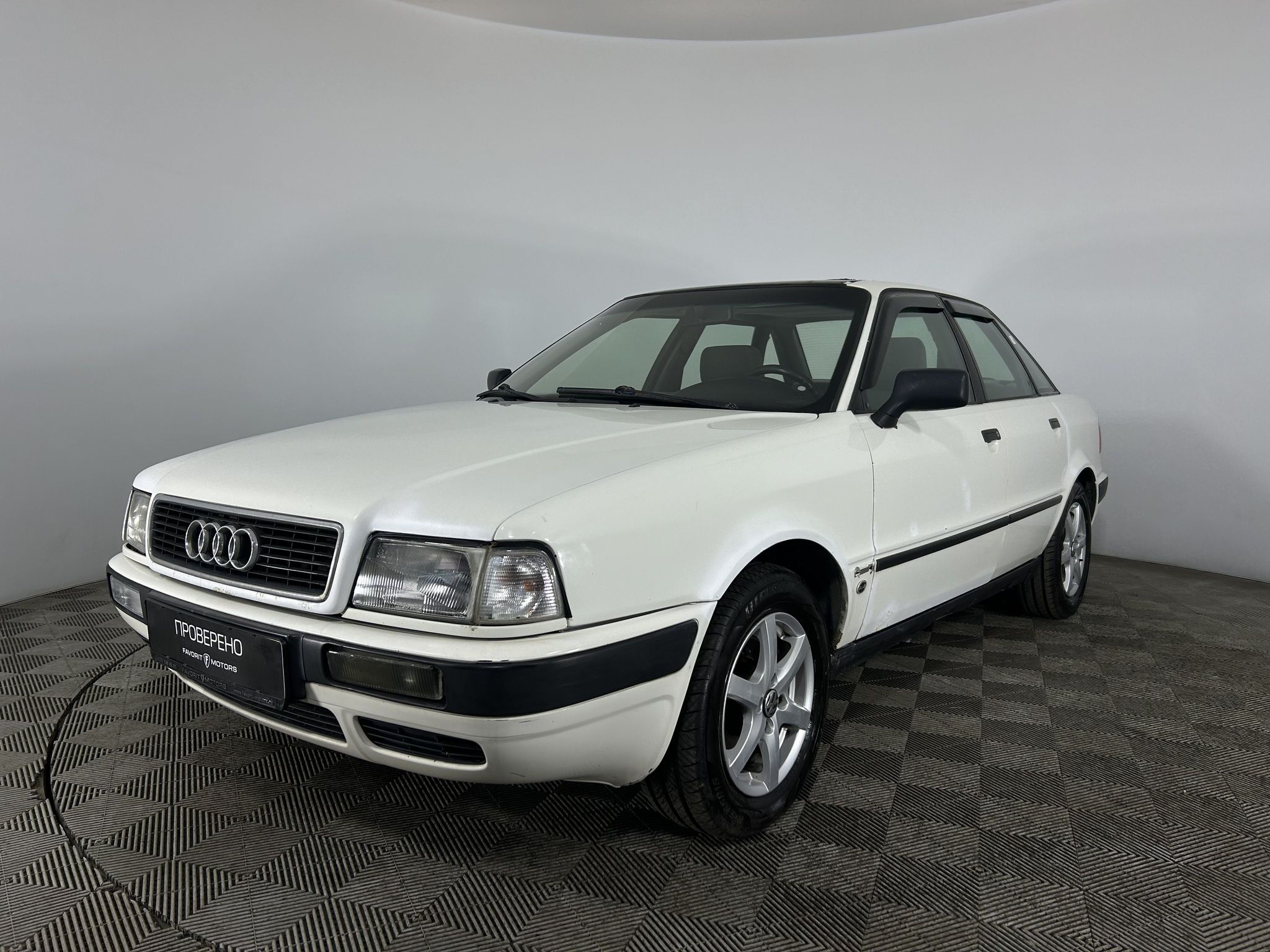 AUDI 80