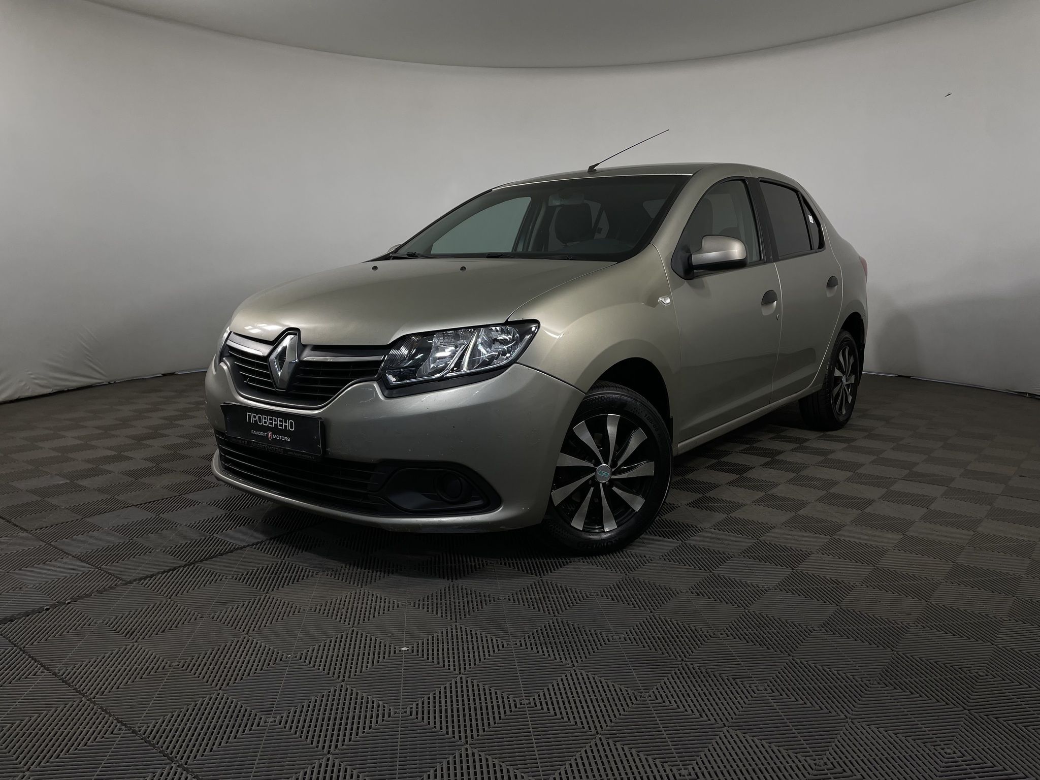 Renault LOGAN