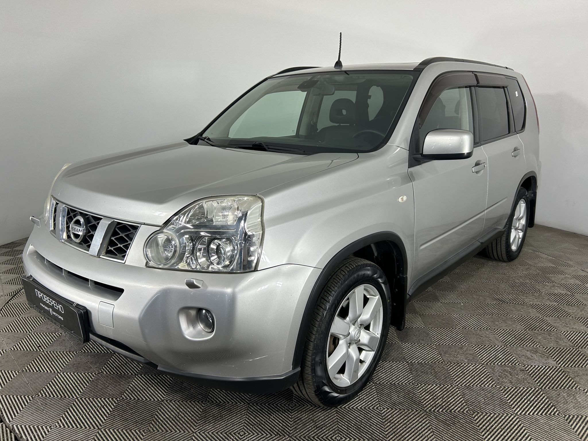 NISSAN X-TRAIL