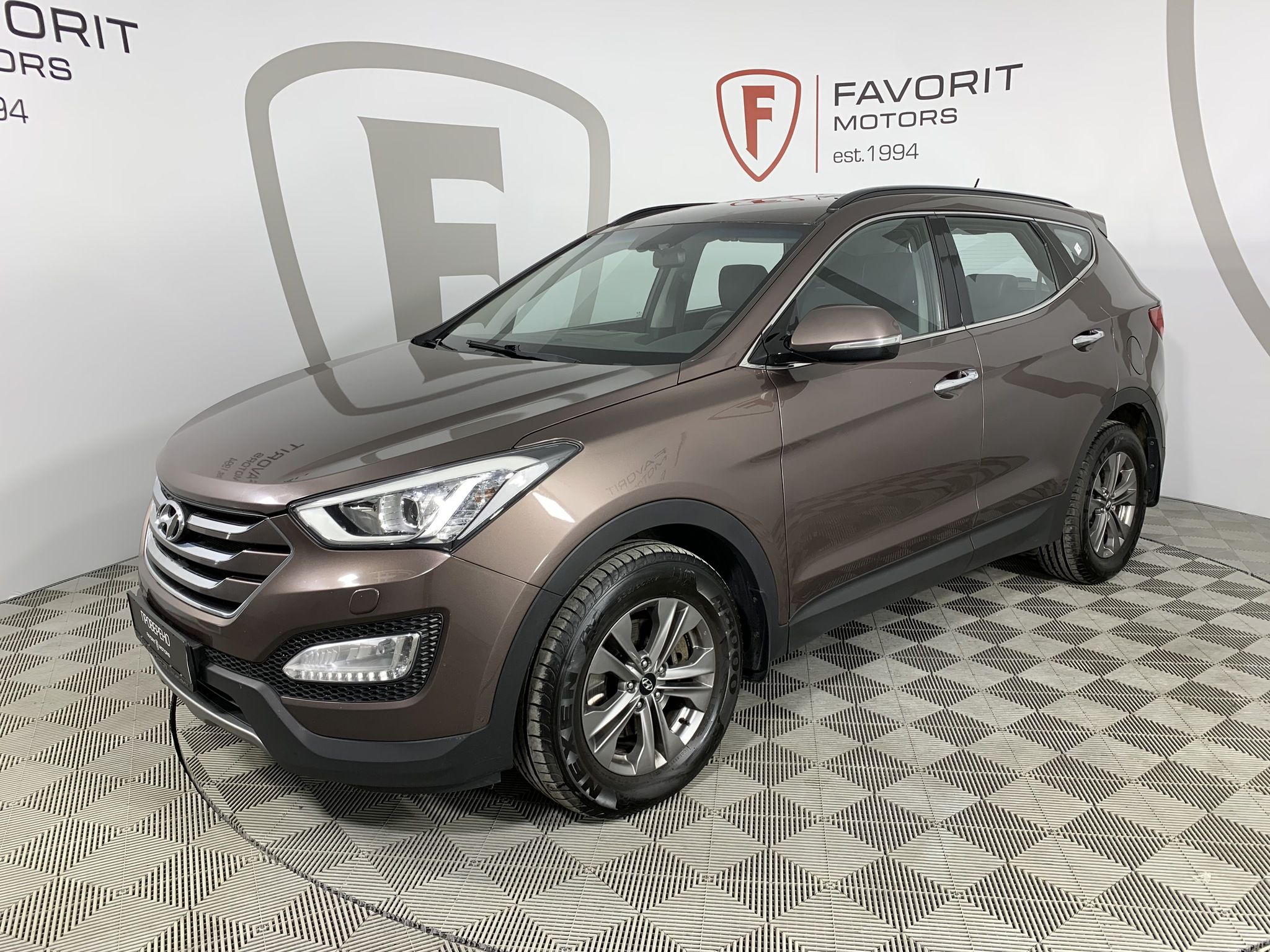 Hyundai SANTA FE