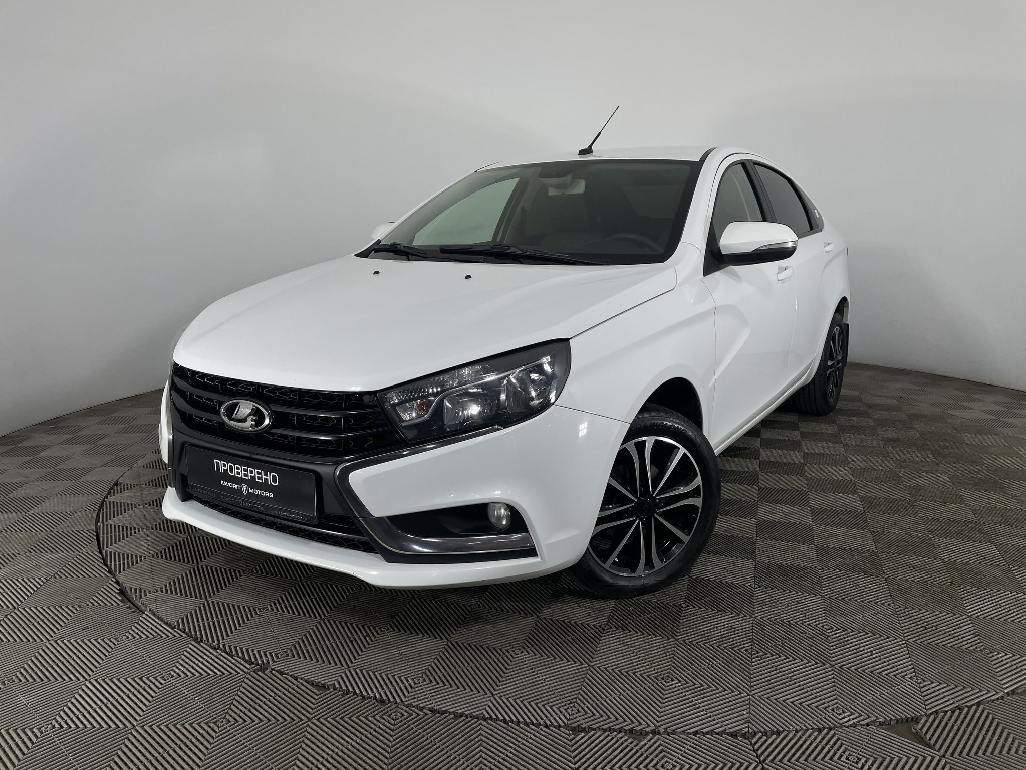 LADA VESTA