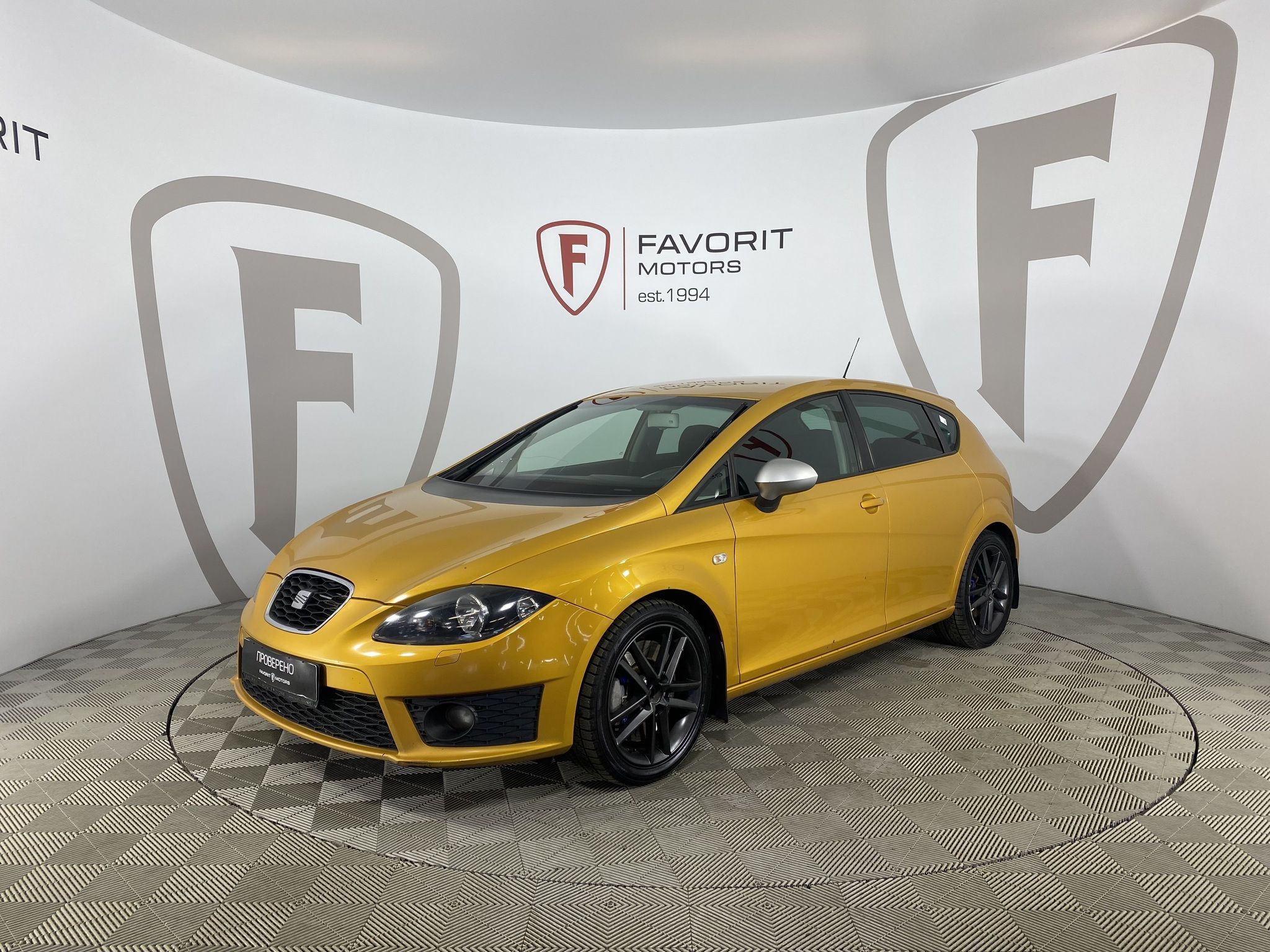 SEAT LEON