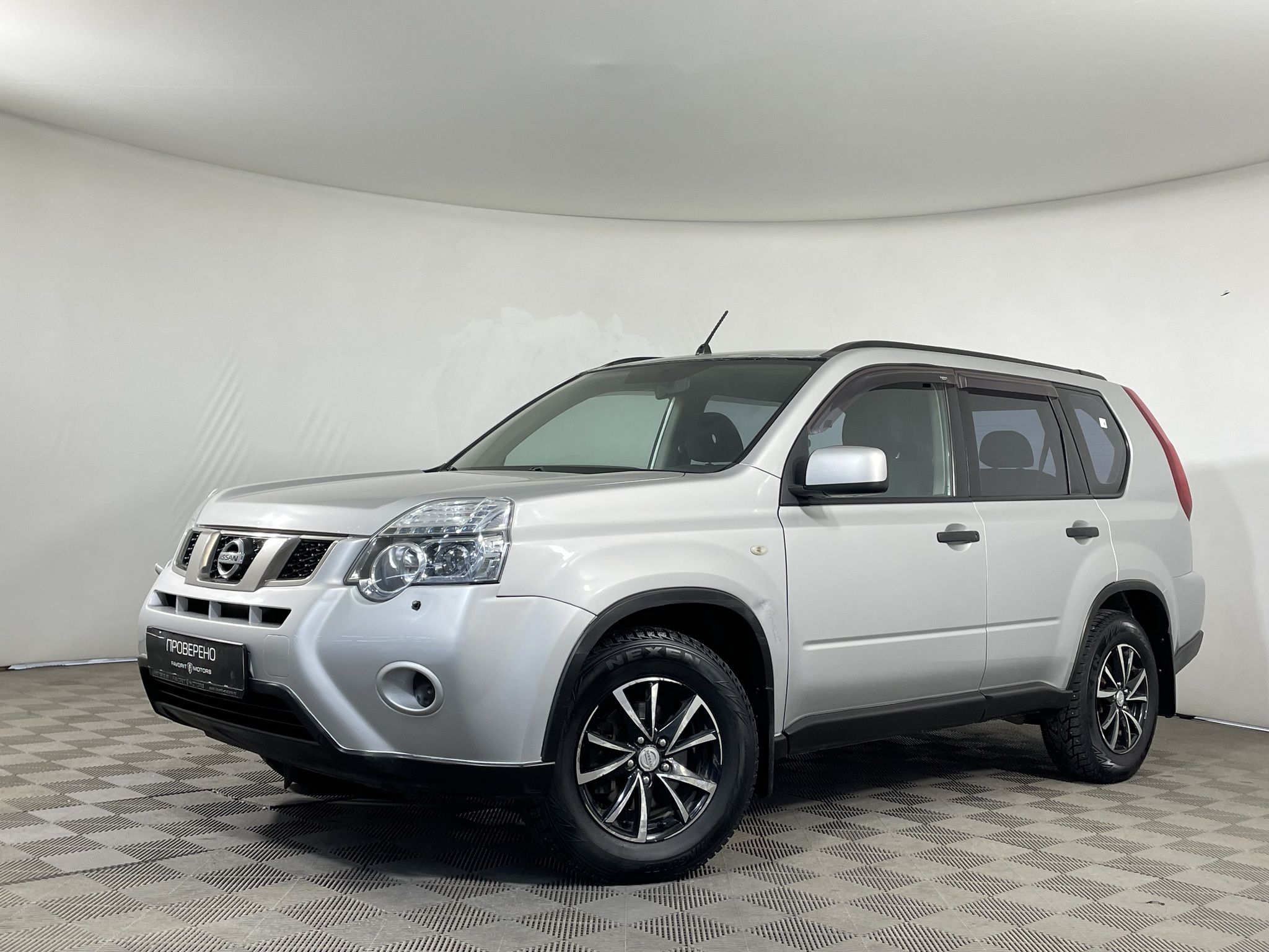 NISSAN X-TRAIL