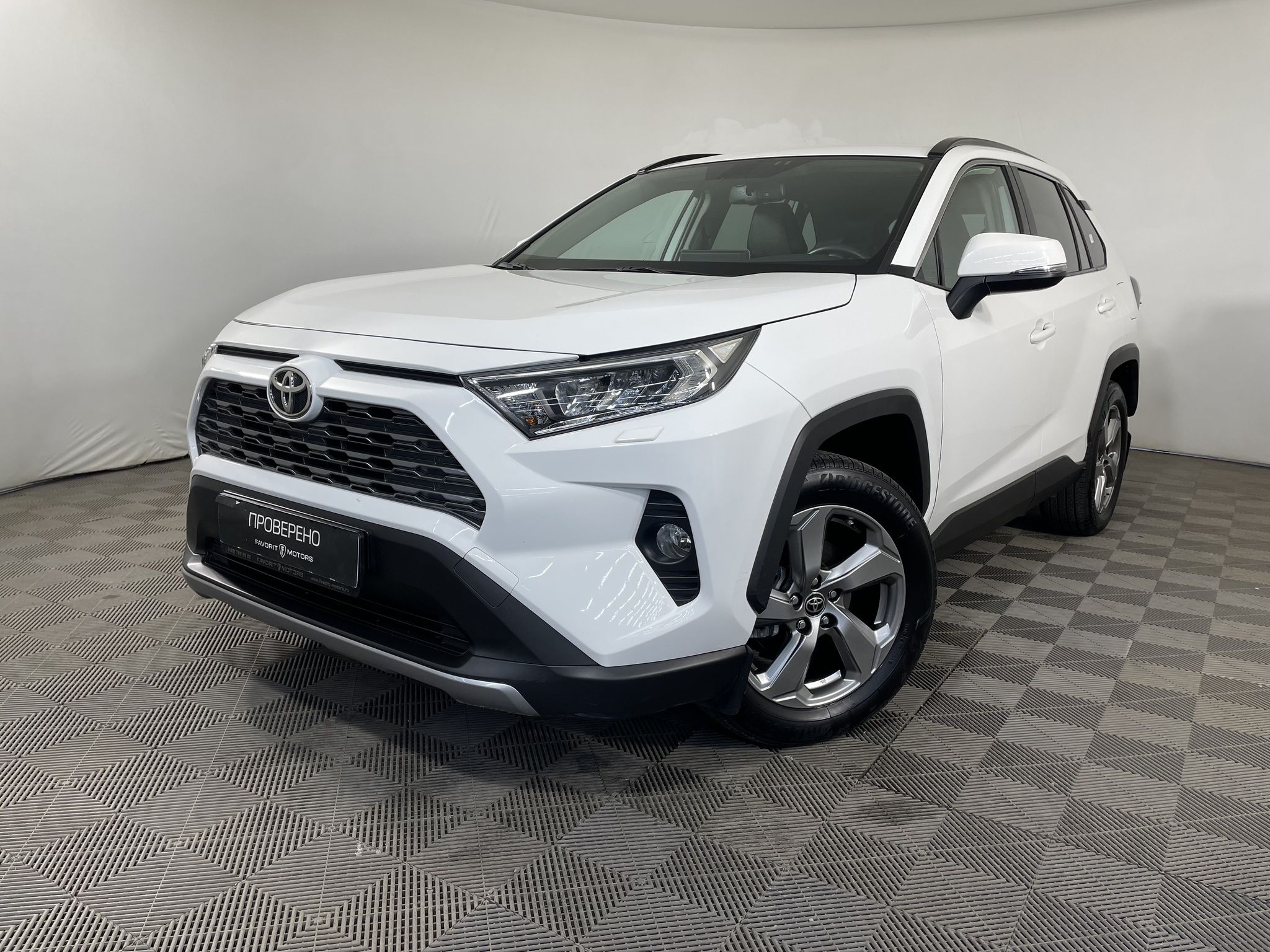 TOYOTA RAV4