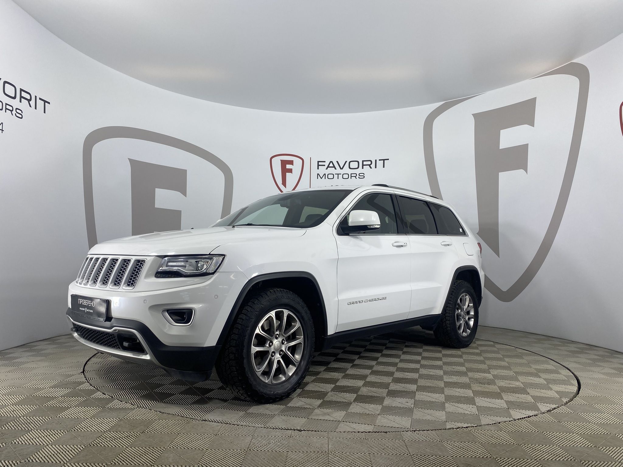 Jeep GRAND CHEROKEE