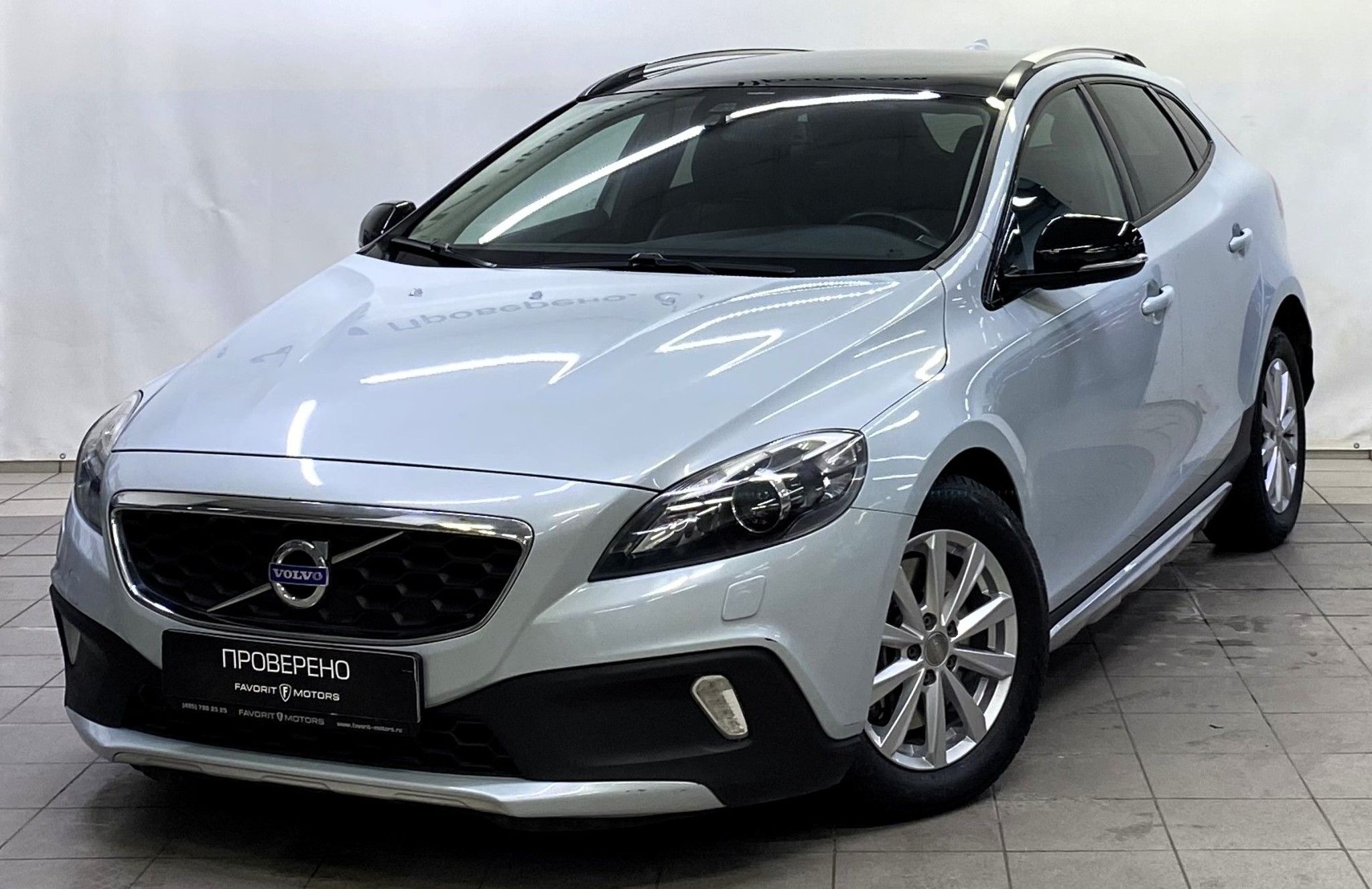 Volvo V40