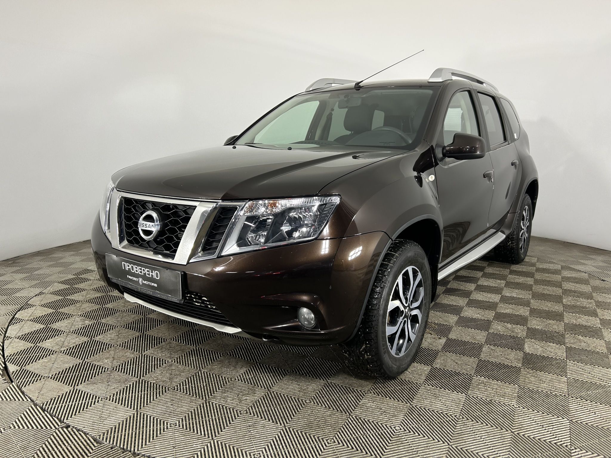 NISSAN TERRANO