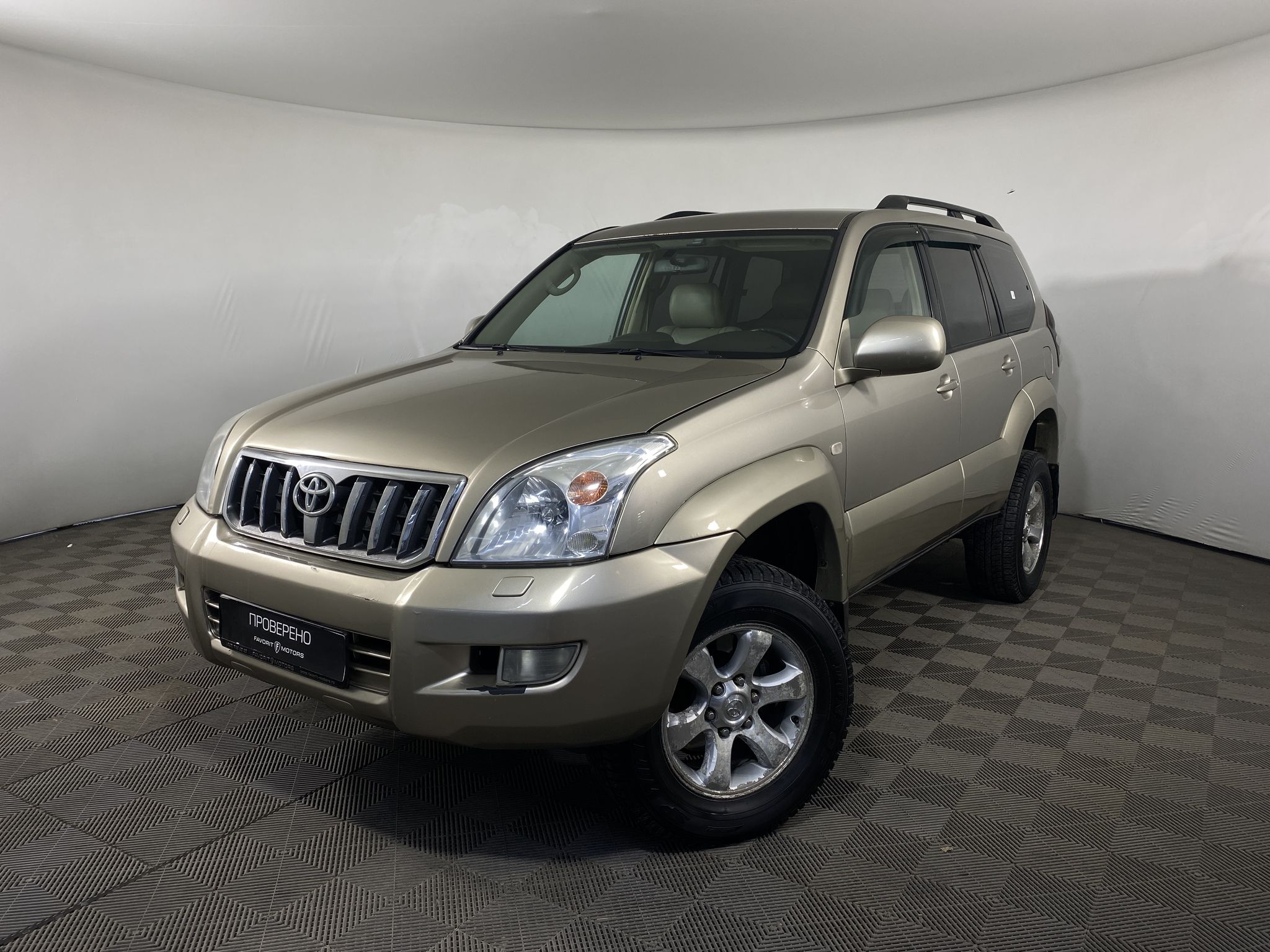 TOYOTA LAND CRUISER PRADO