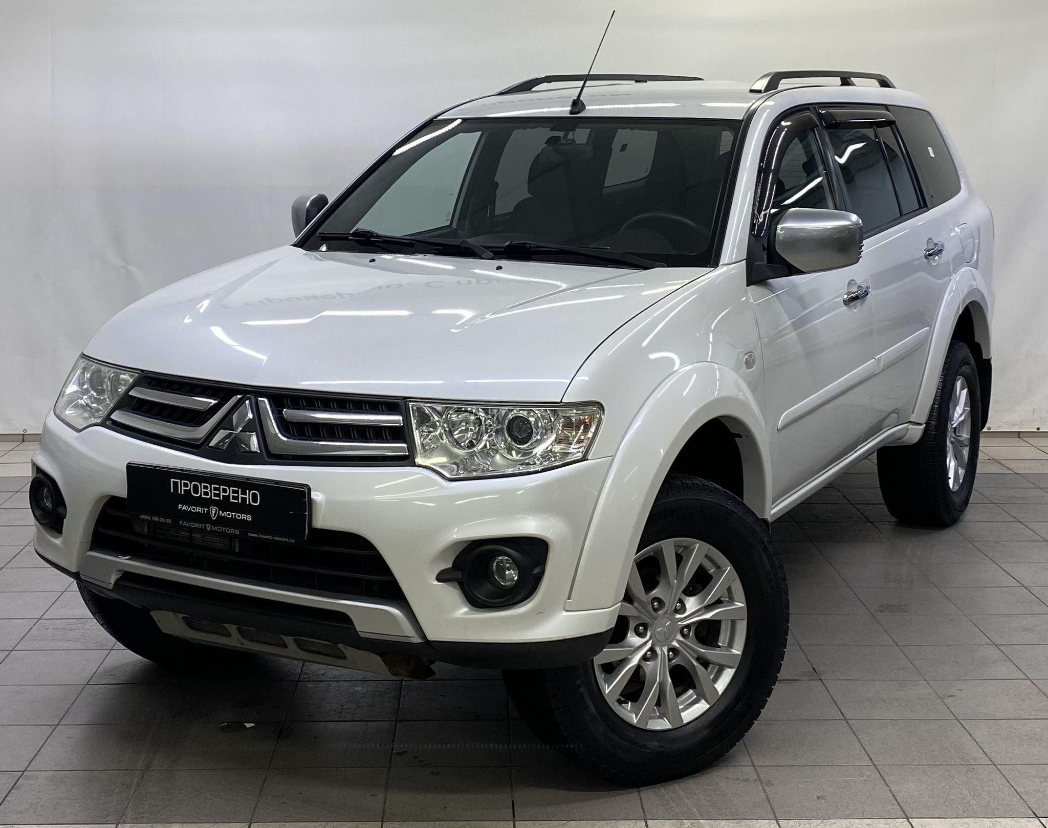 MITSUBISHI PAJERO SPORT