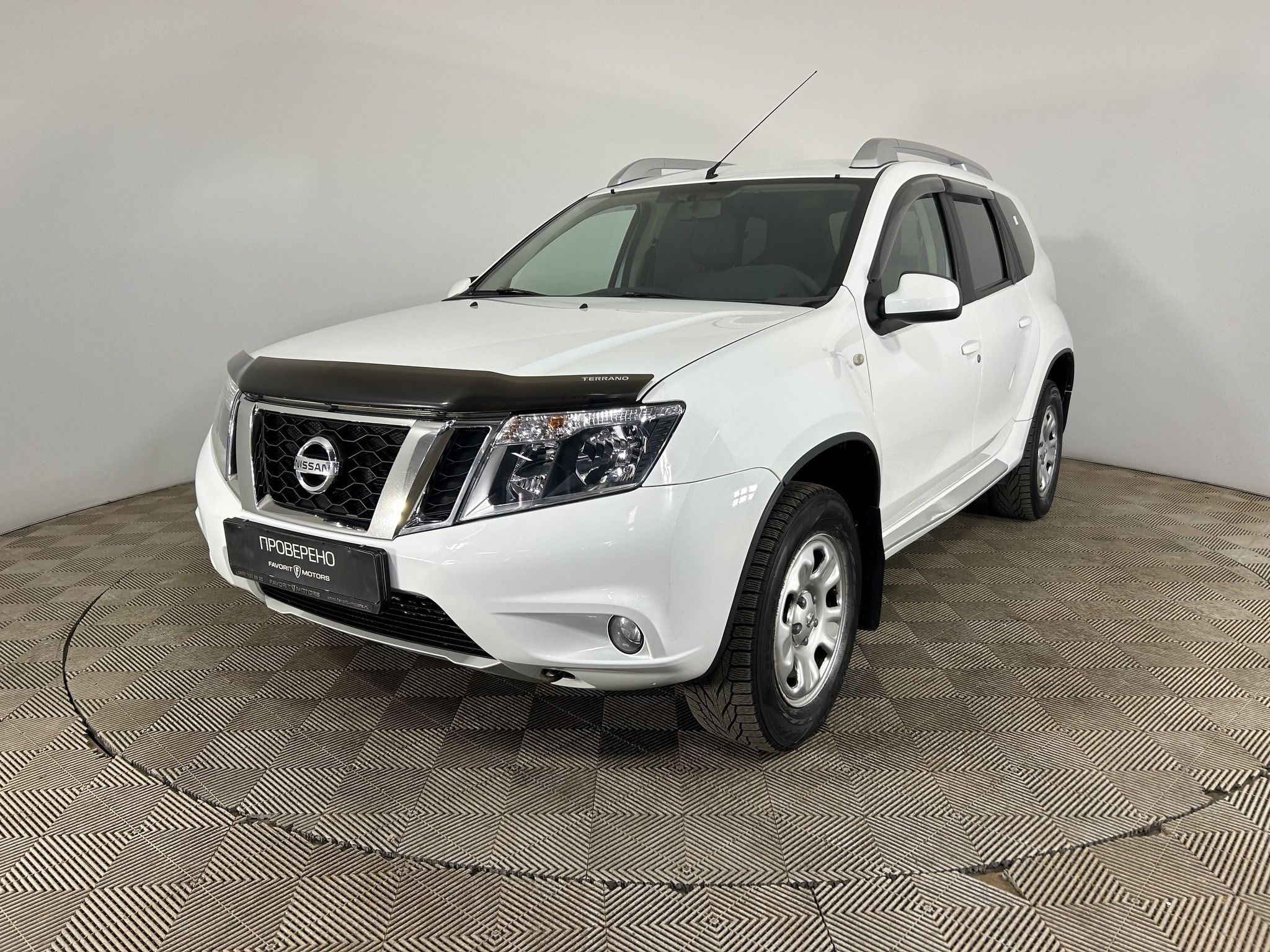 NISSAN TERRANO