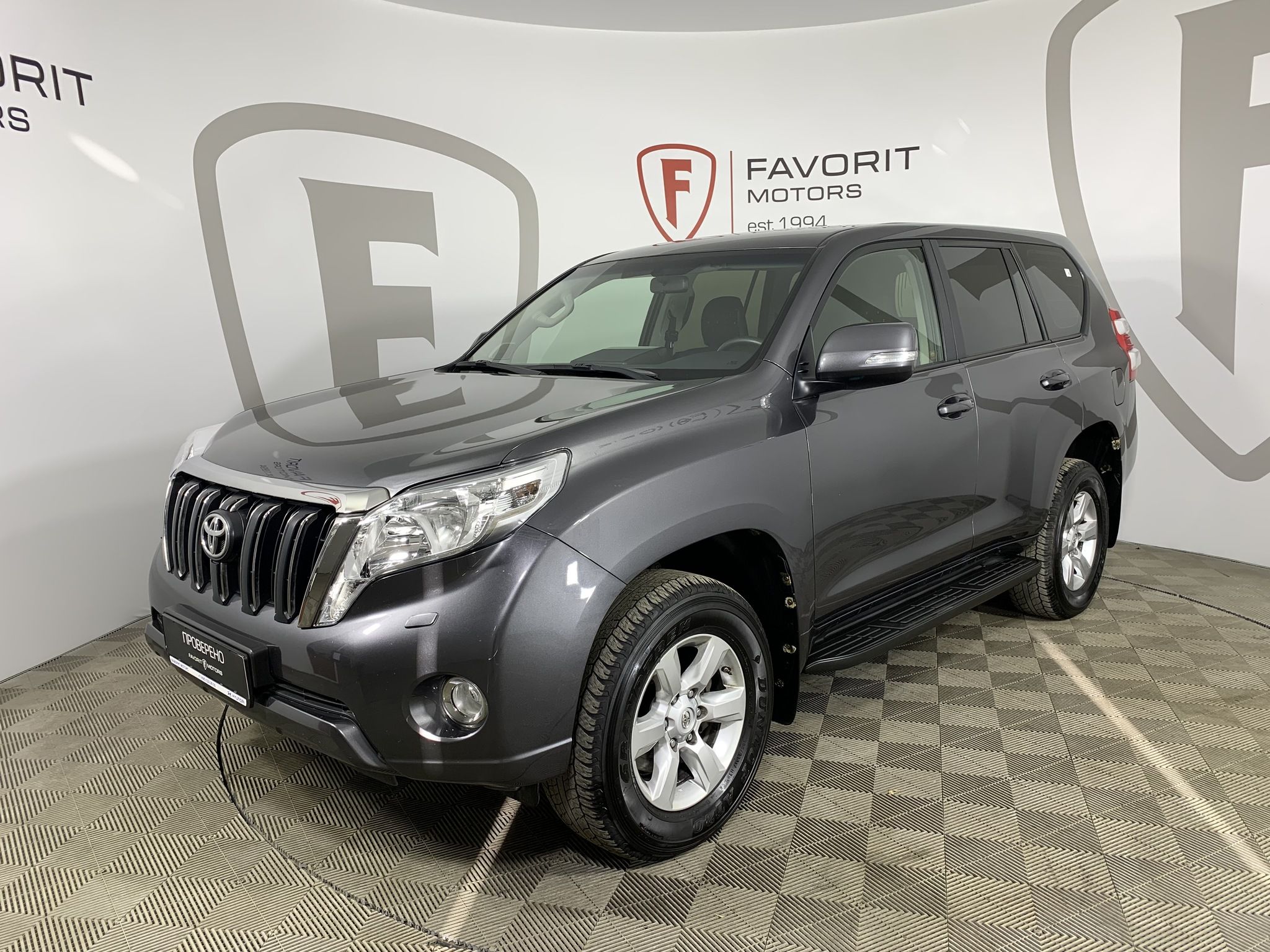 TOYOTA LAND CRUISER PRADO