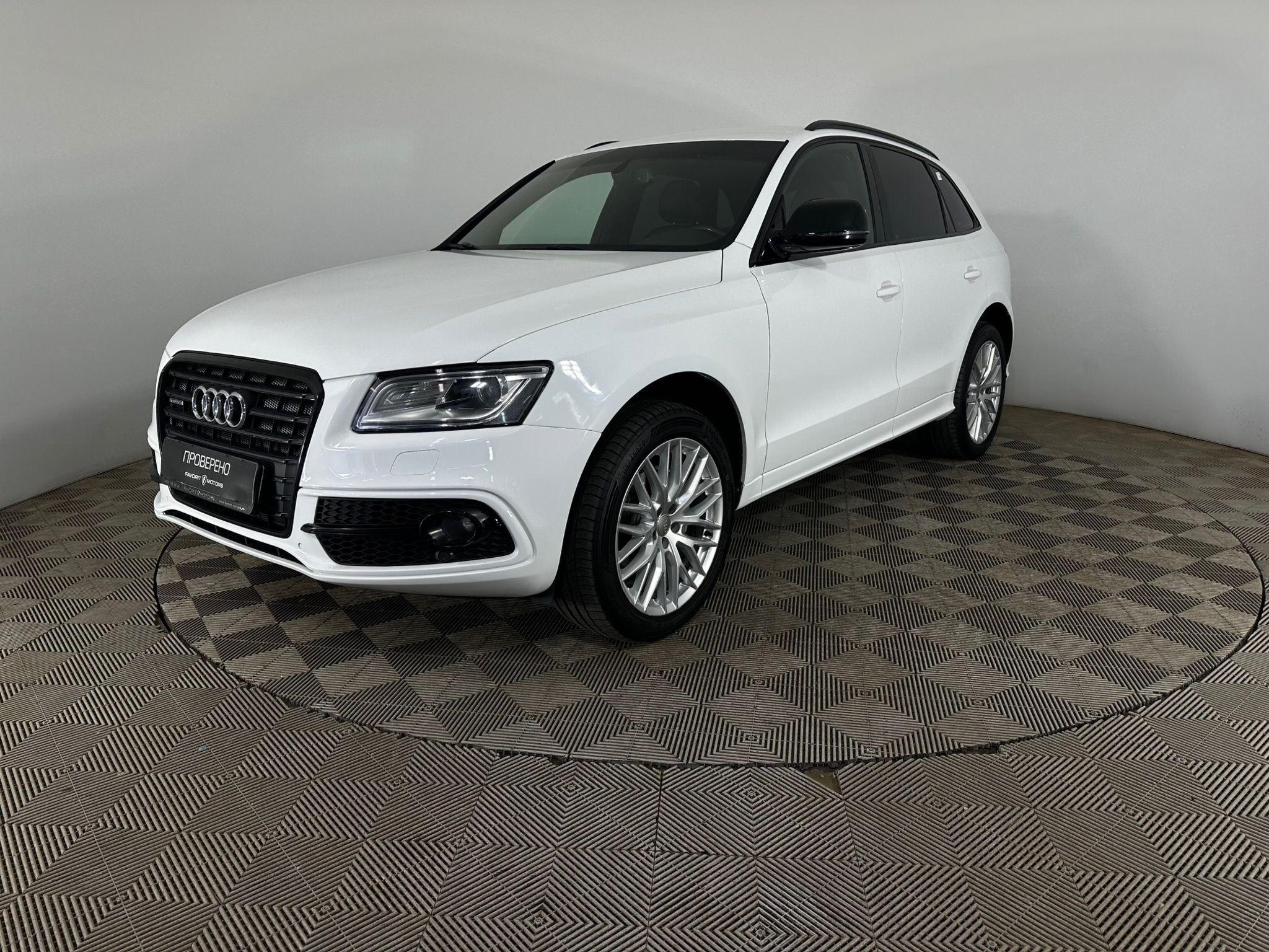 AUDI Q5