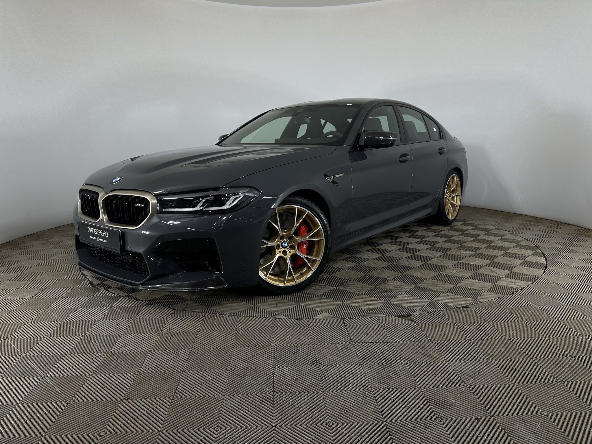 BMW M5