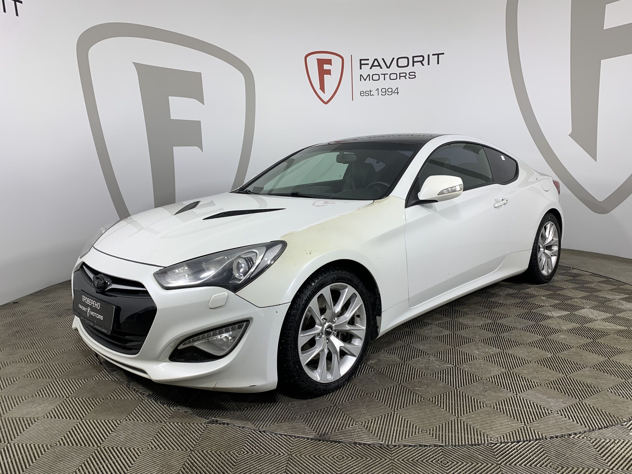 Hyundai GENESIS COUPE