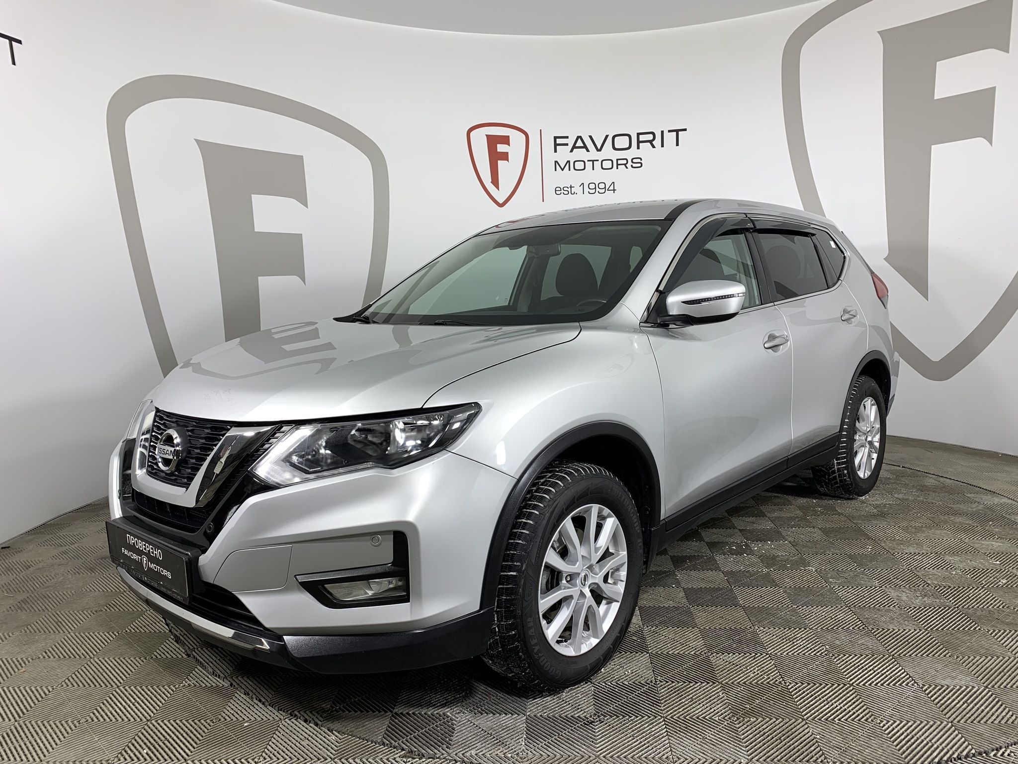NISSAN X-TRAIL