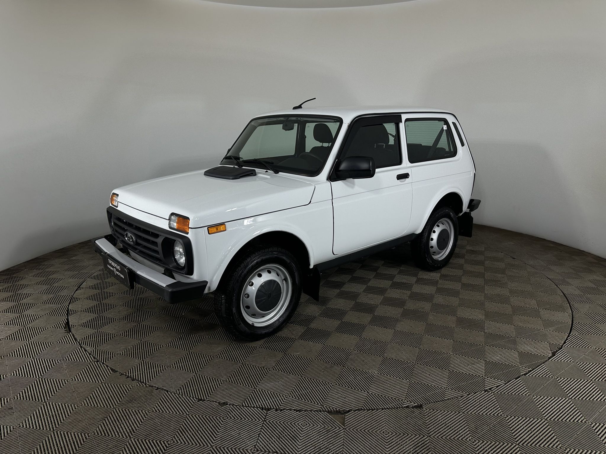 LADA NIVA LEGEND