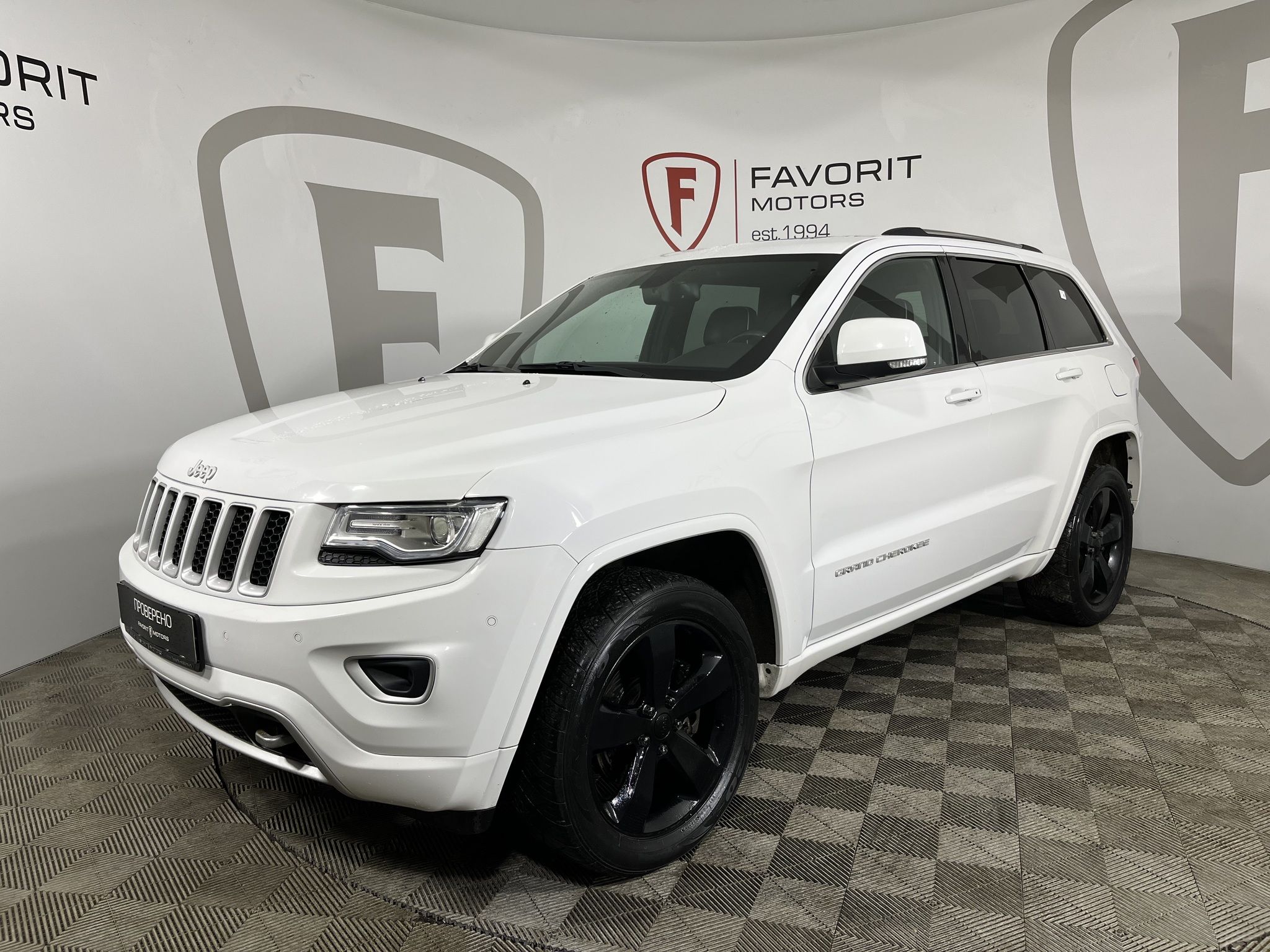 Jeep GRAND CHEROKEE