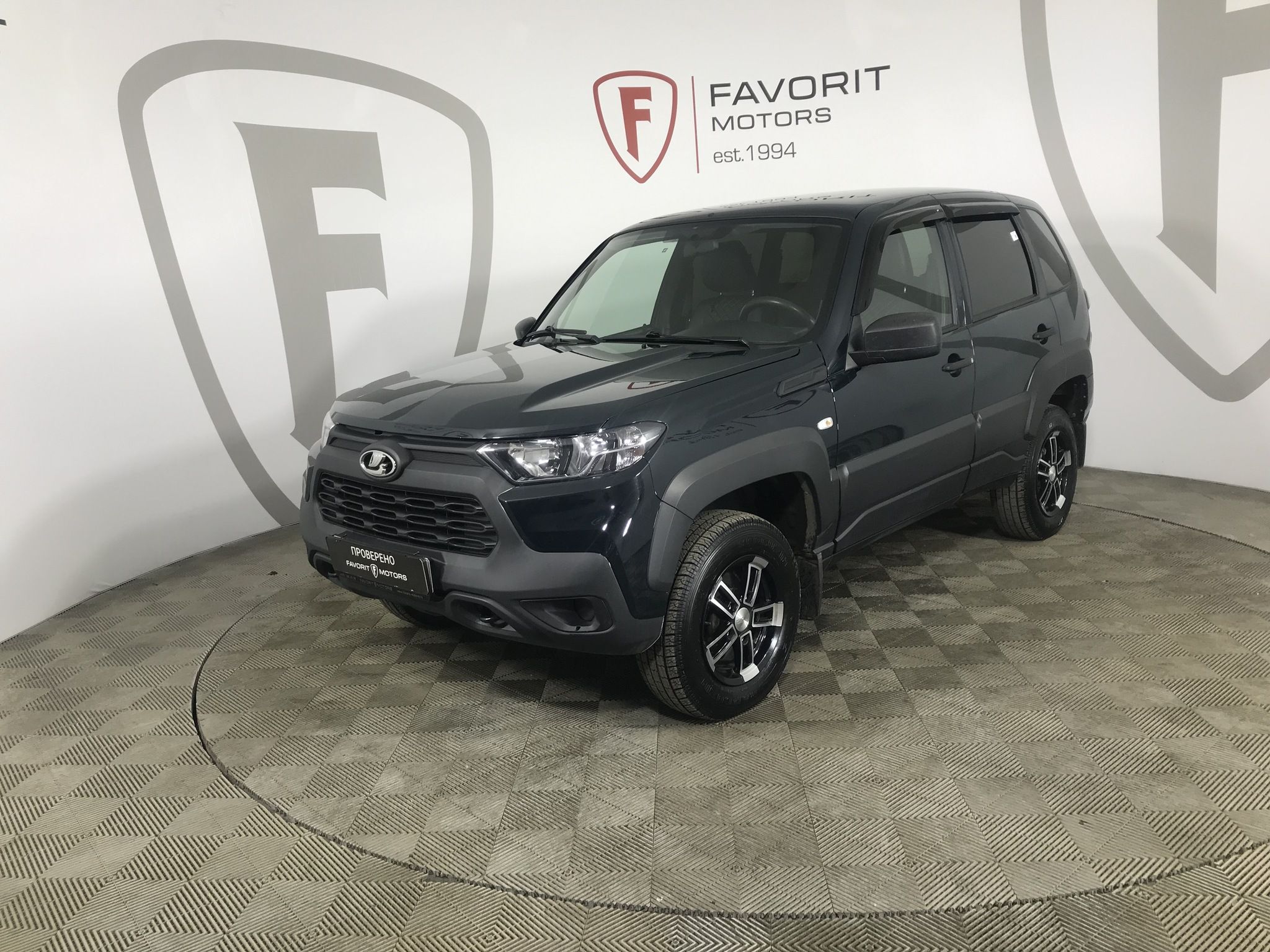 LADA NIVA TRAVEL