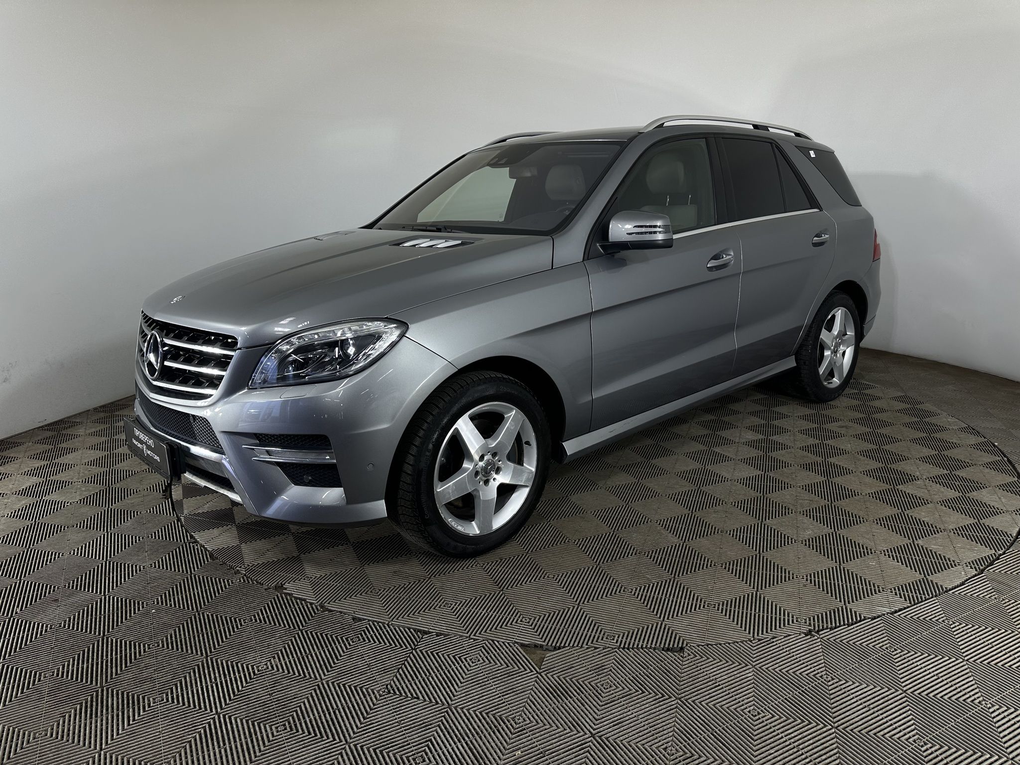 MERCEDES-BENZ M-КЛАСС